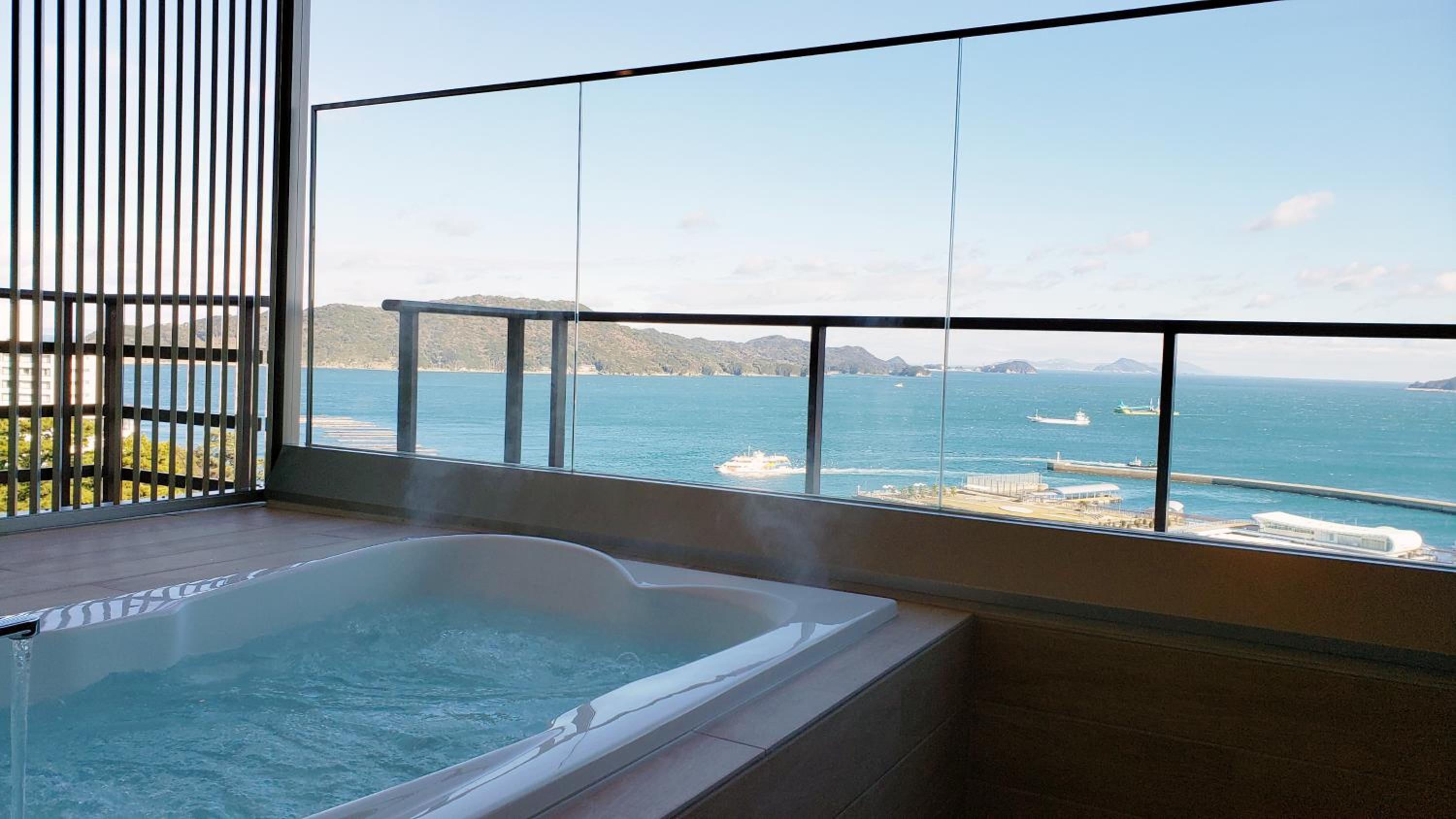 Suite with Tatami Area with Open Air Bath with Ocean View - Buffet Dinner photo 3