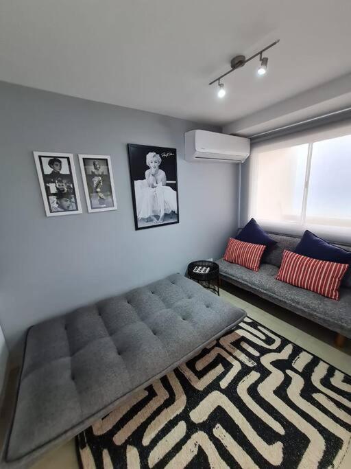 One-Bedroom Apartment photo 3
