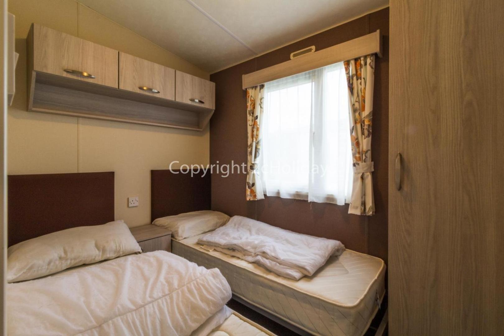 Mobile Home photo 1