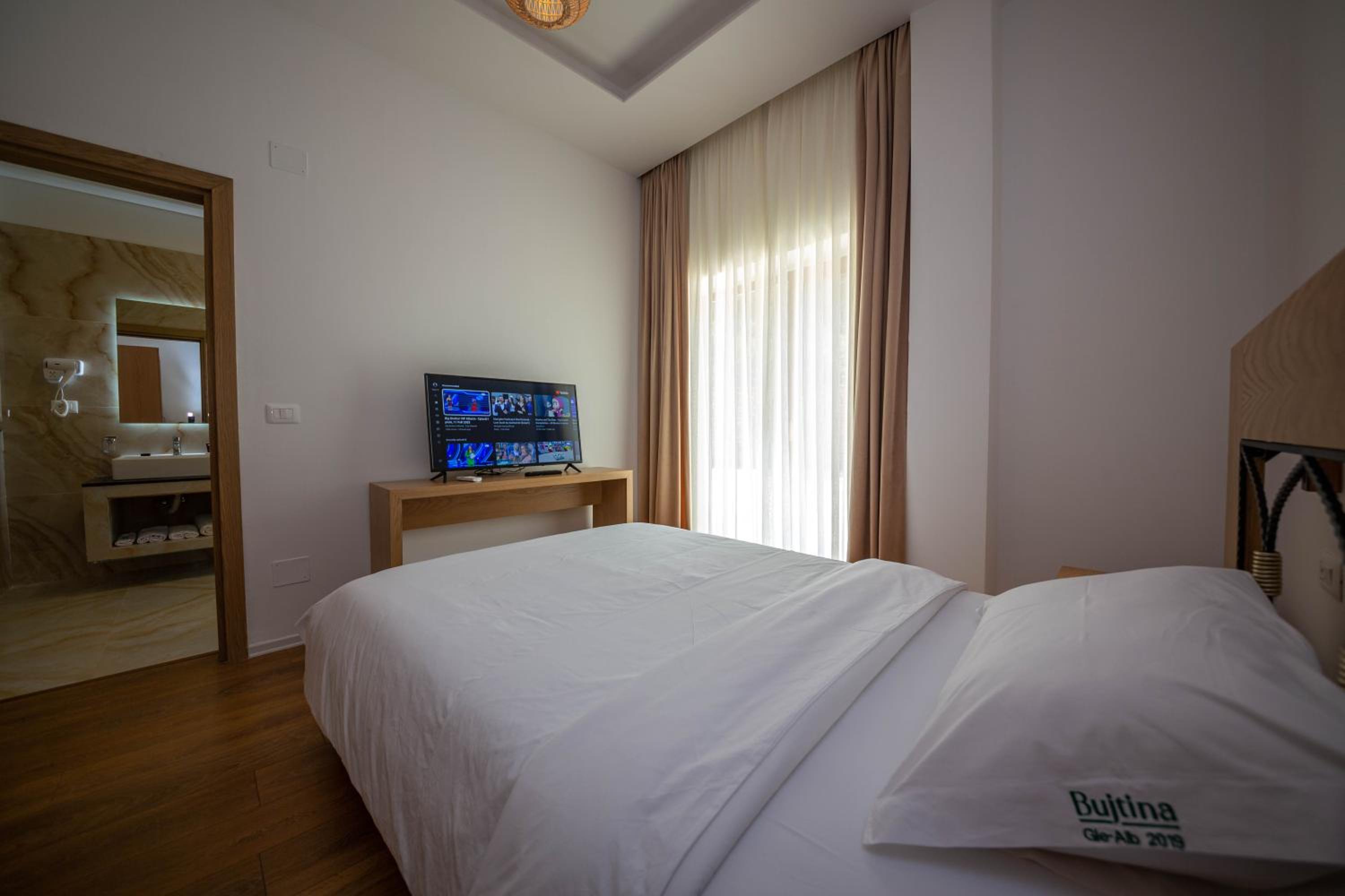 Deluxe Single Room - Disability Access photo 2