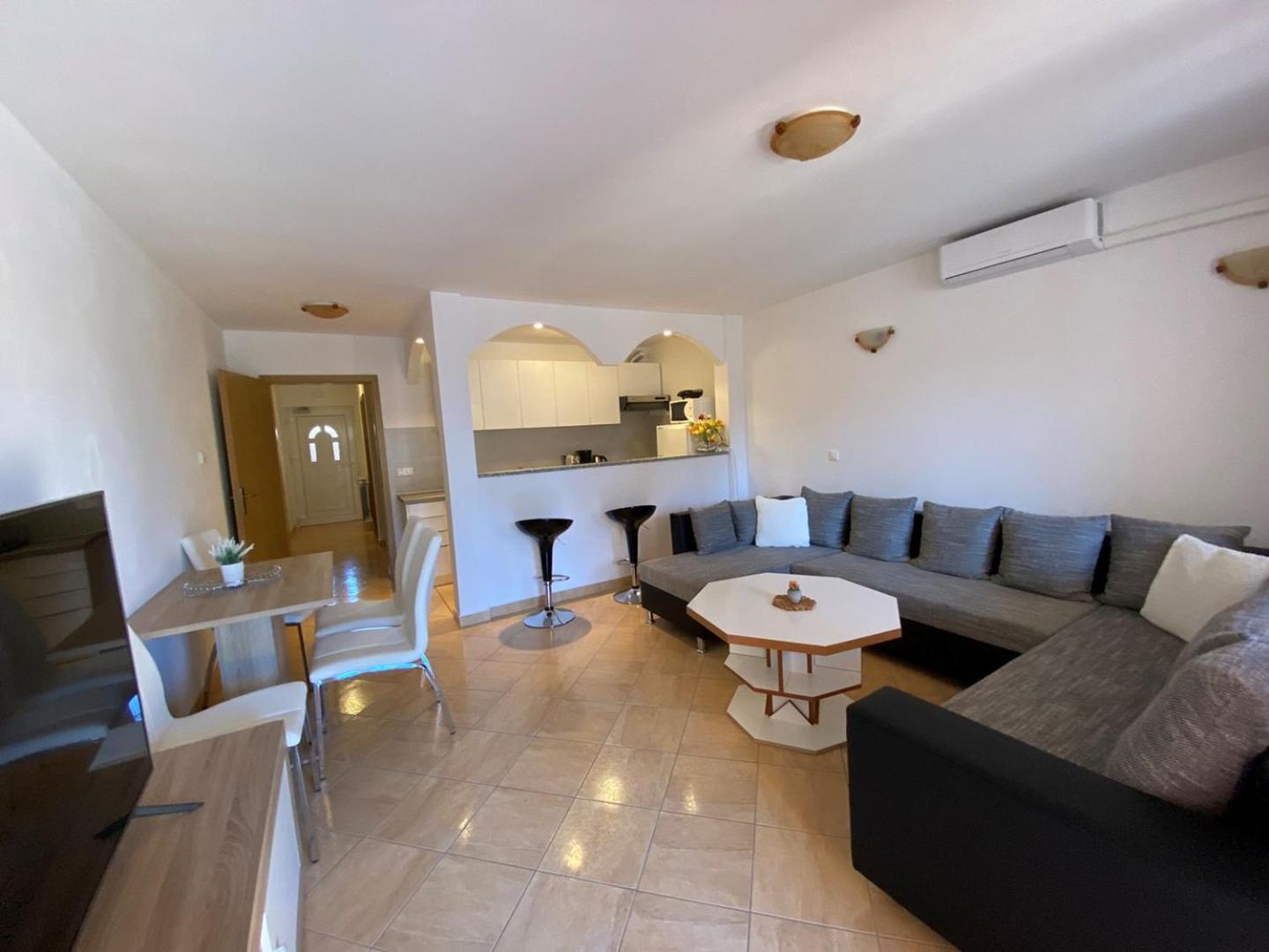 Apartment - Ground Floor photo 1