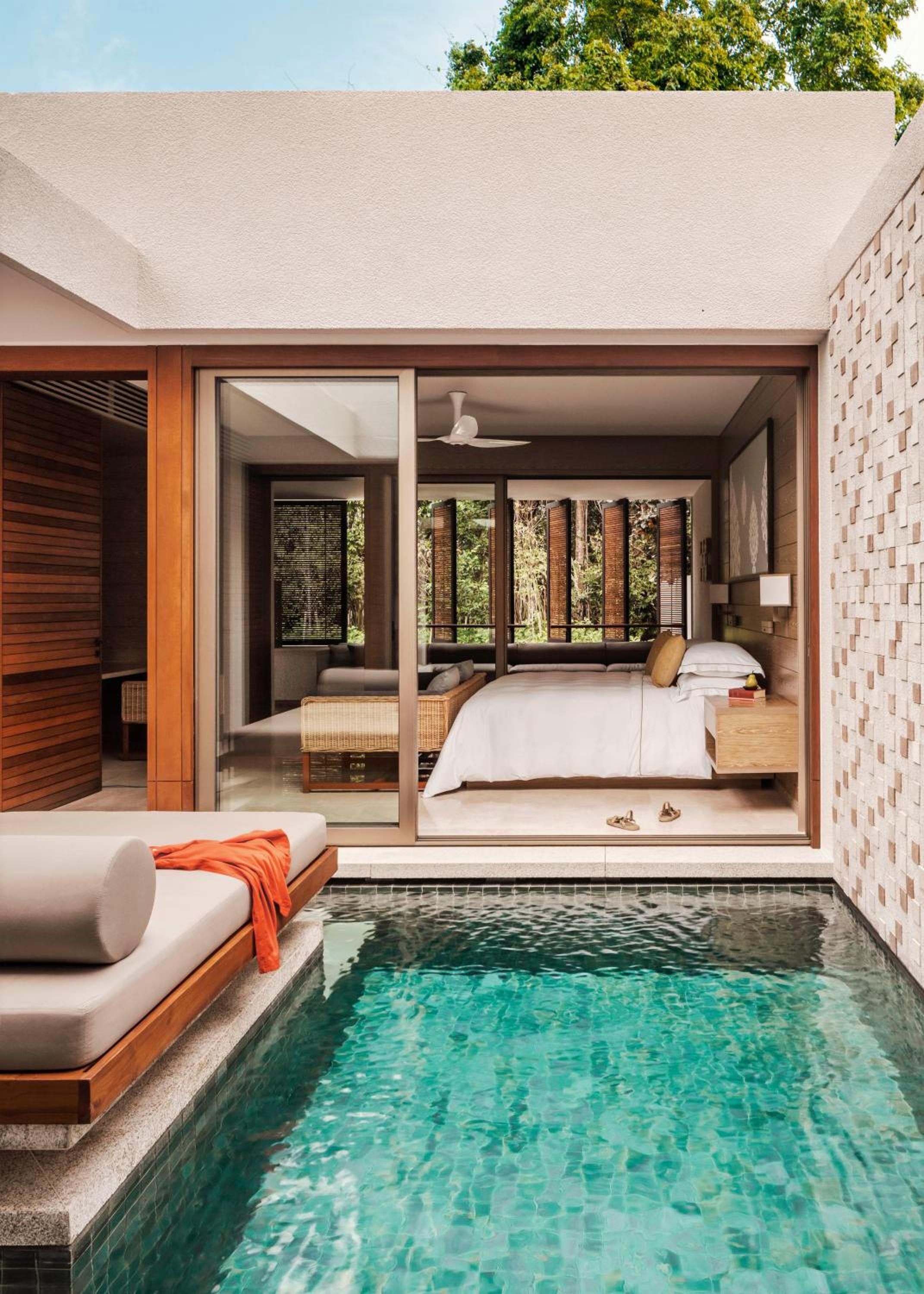 Rainforest Junior Suite King - Photo 11