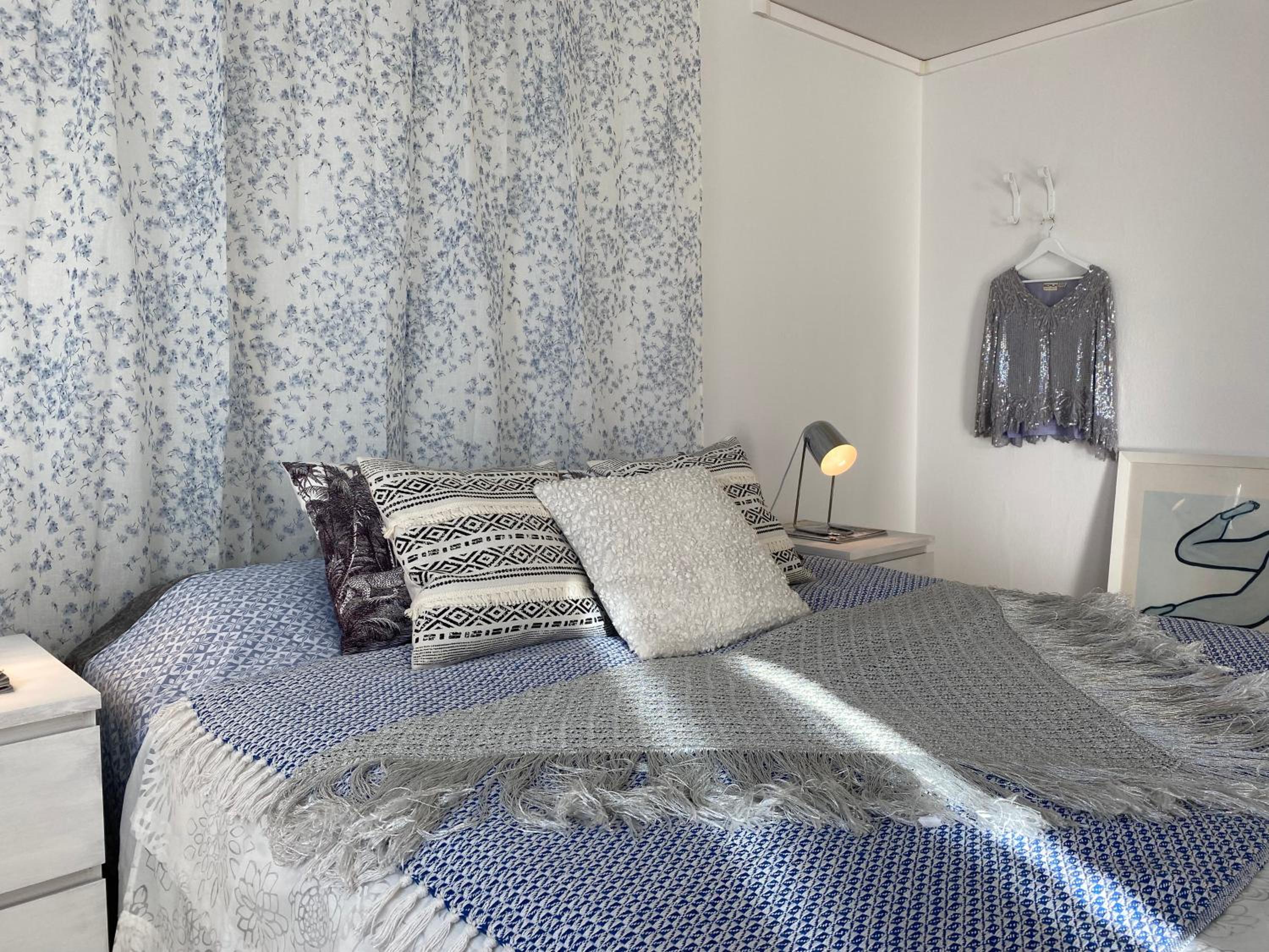 Apartment with Sea View - Photo 1