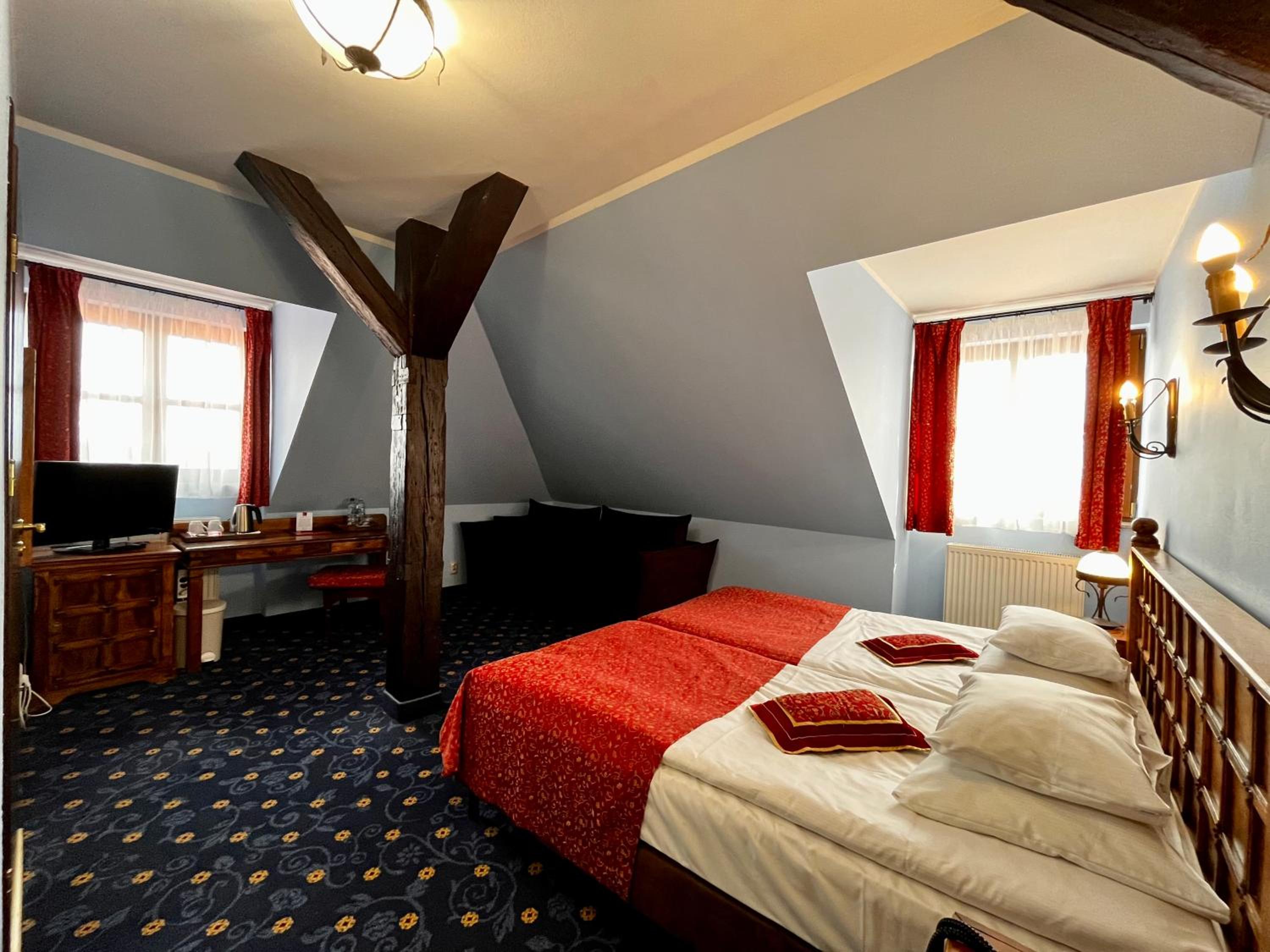 Double Room with Extra Bed - Photo 15