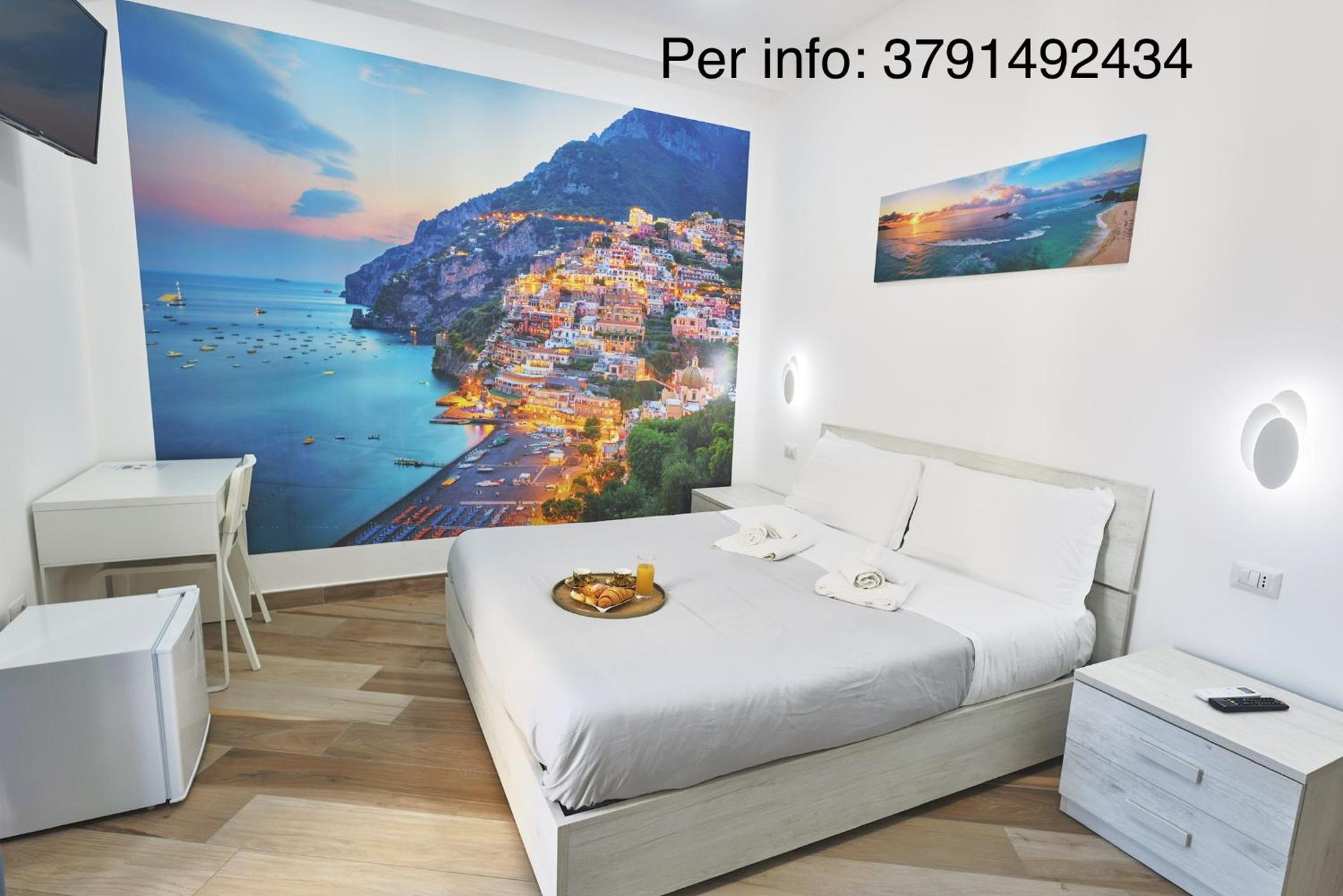 Deluxe Double Room with Balcony photo 1