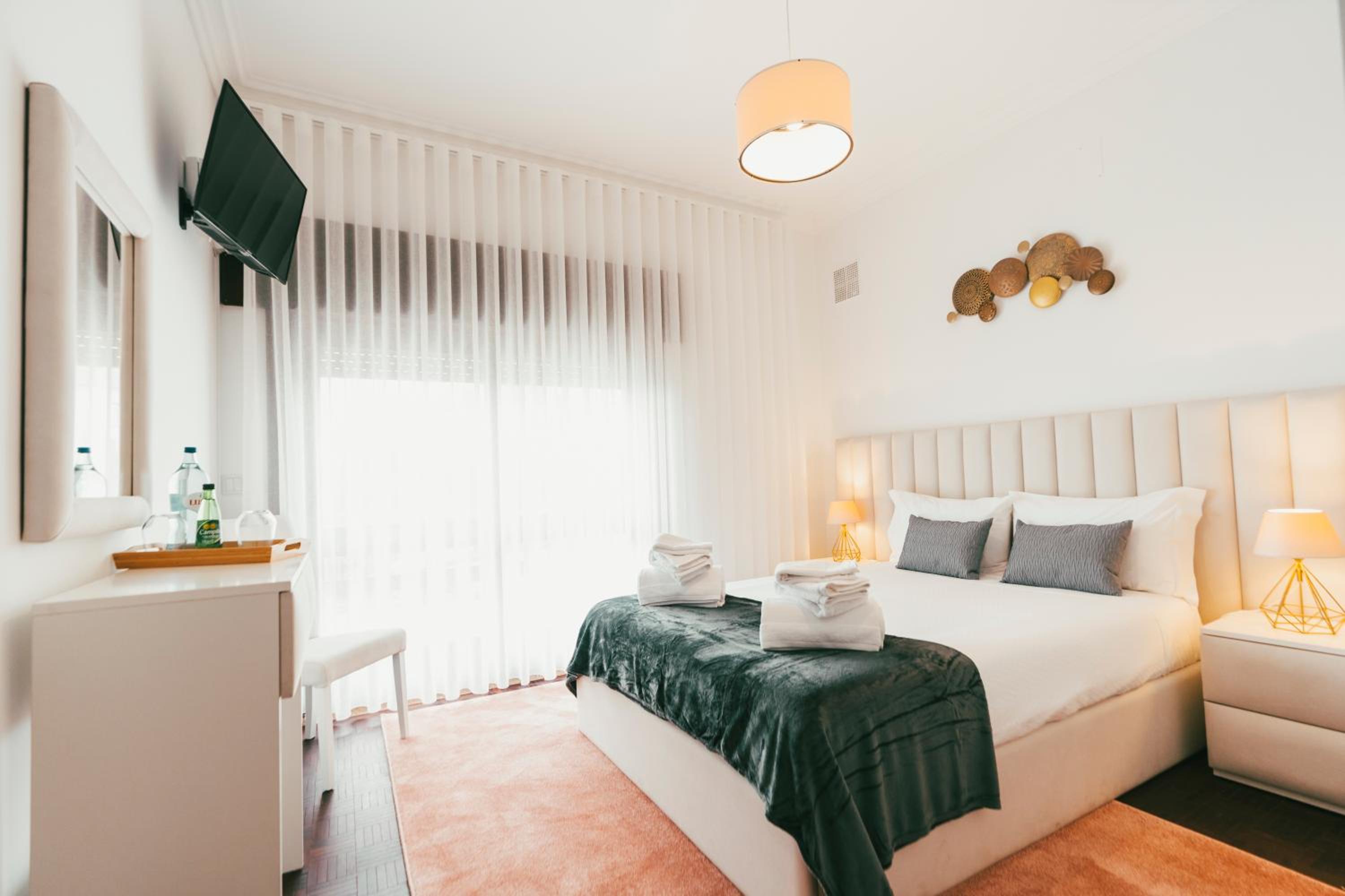 Double Room - Photo 3