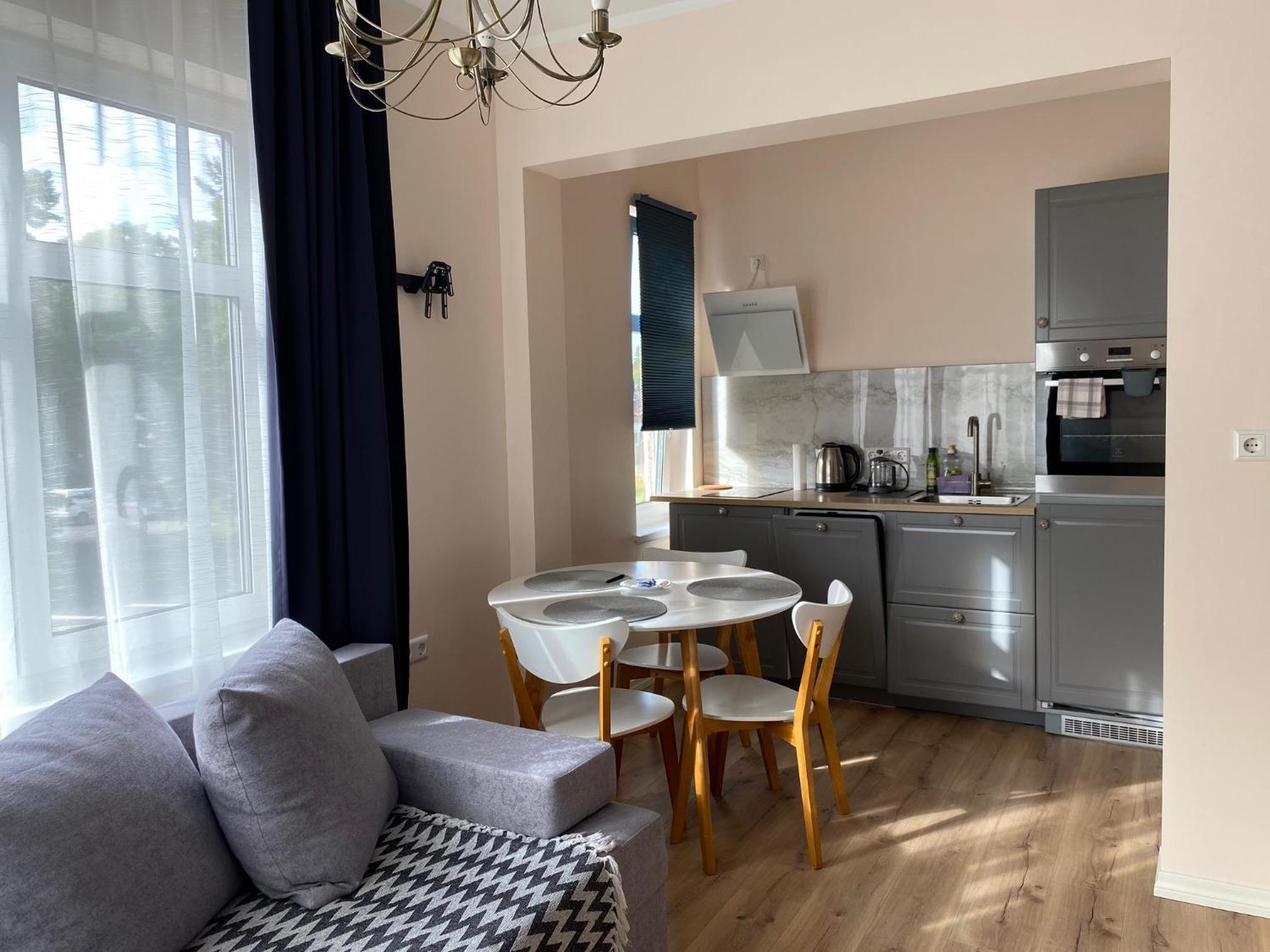 Studio Apartment photo 3