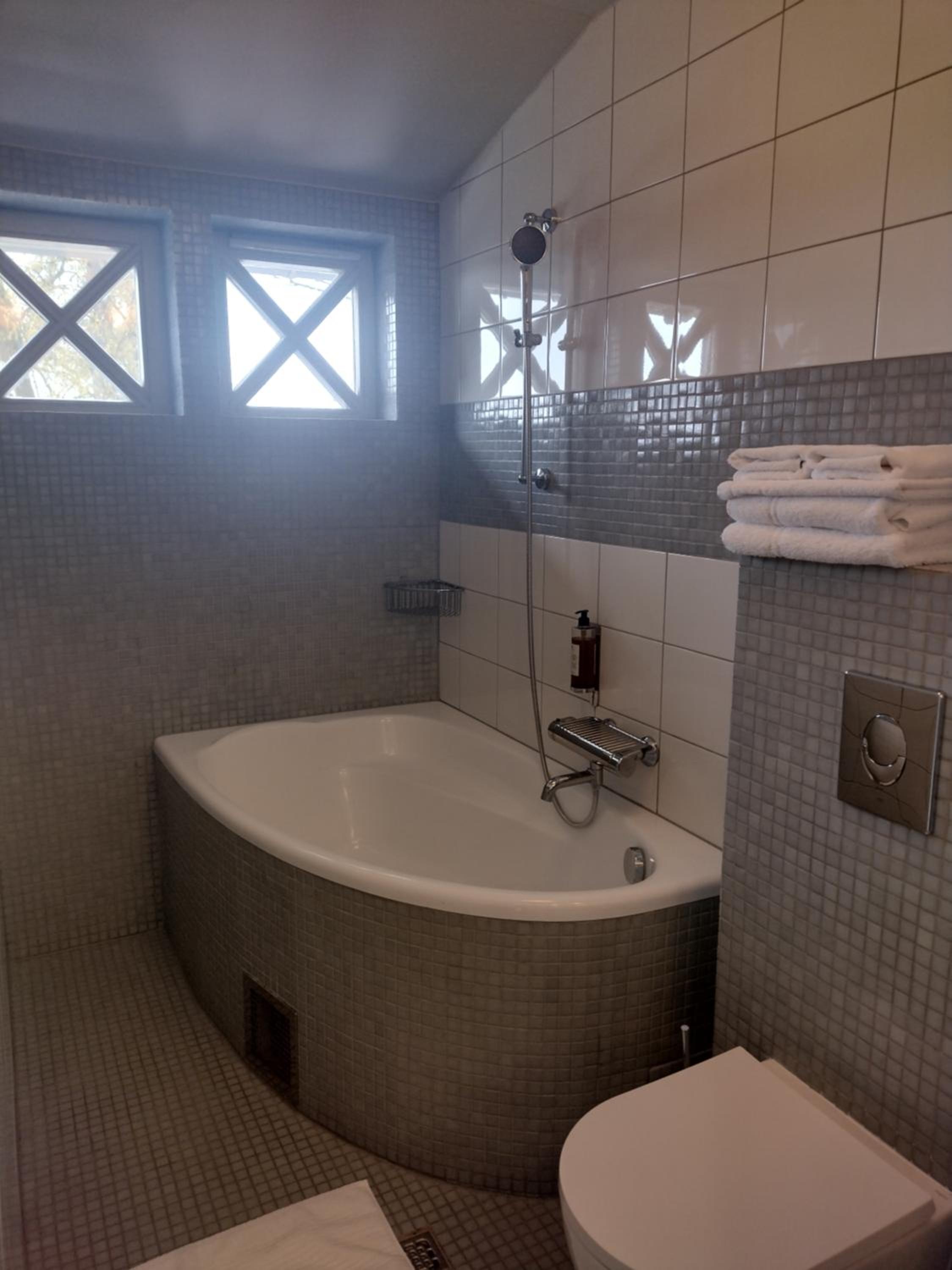 Deluxe Double Room with Bath