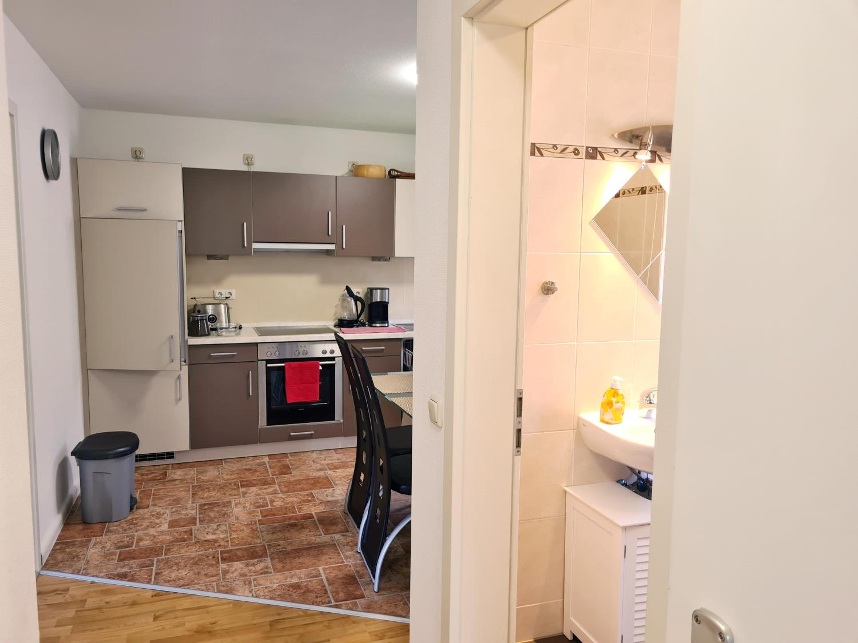 One-Bedroom Apartment photo 3