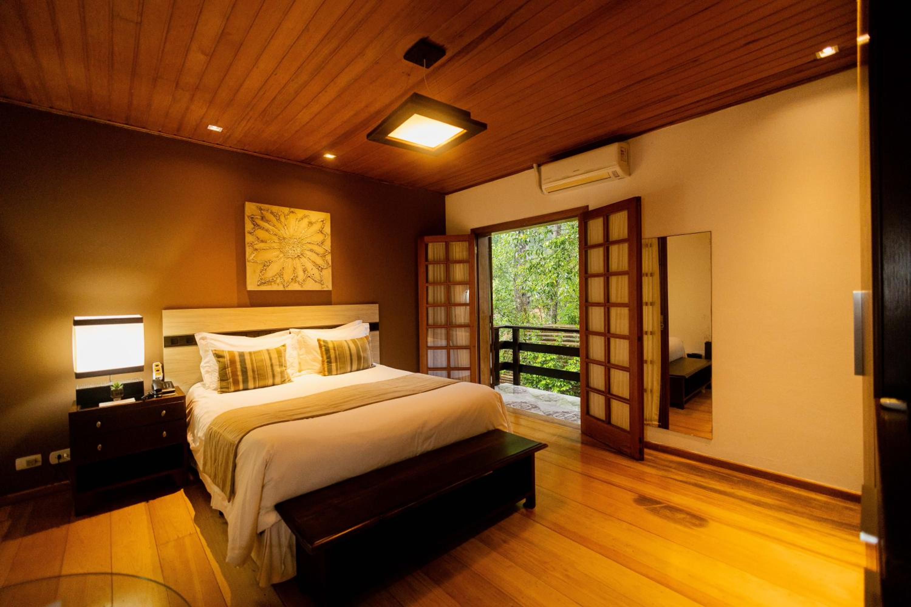 King Suite With Balcony photo 1