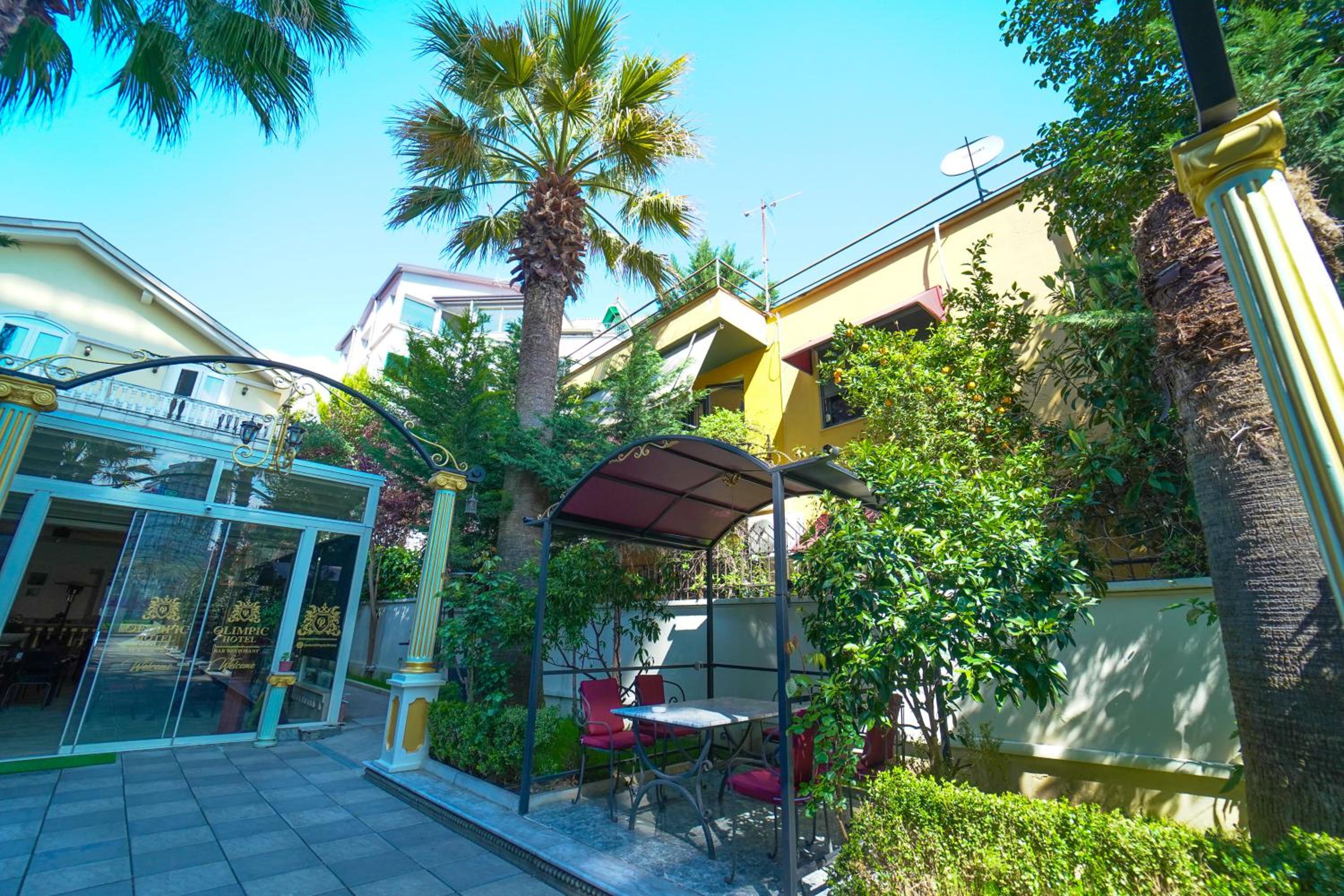 Double Room with Balcony photo 3