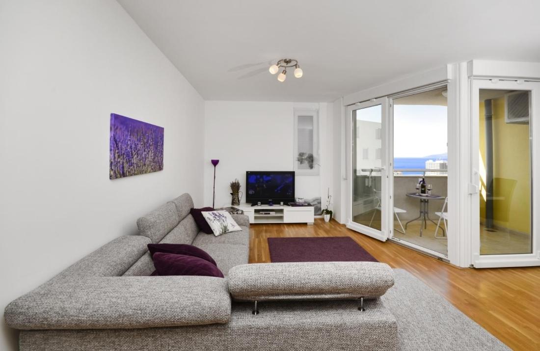 Apartment with Sea View