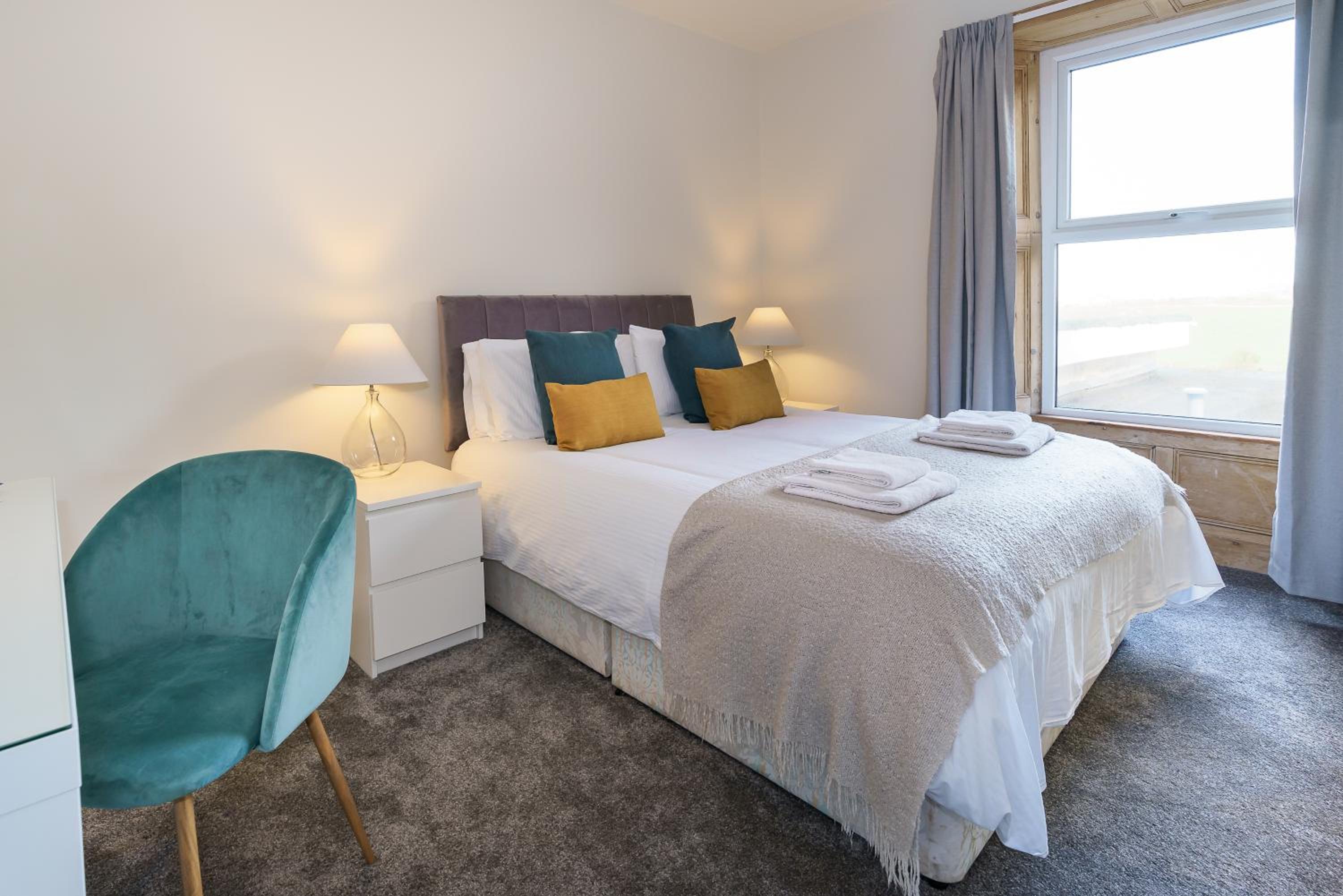 Double Room with Private Bathroom - Photo 8
