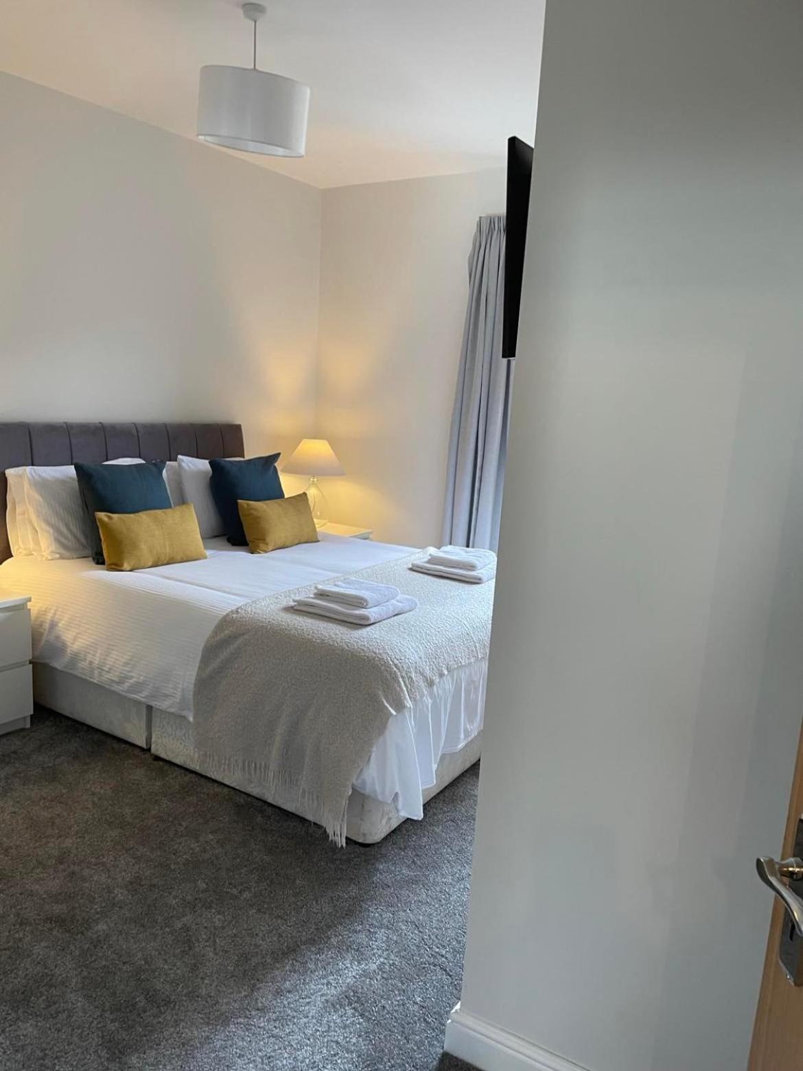 Double Room with Private Bathroom - Photo 9