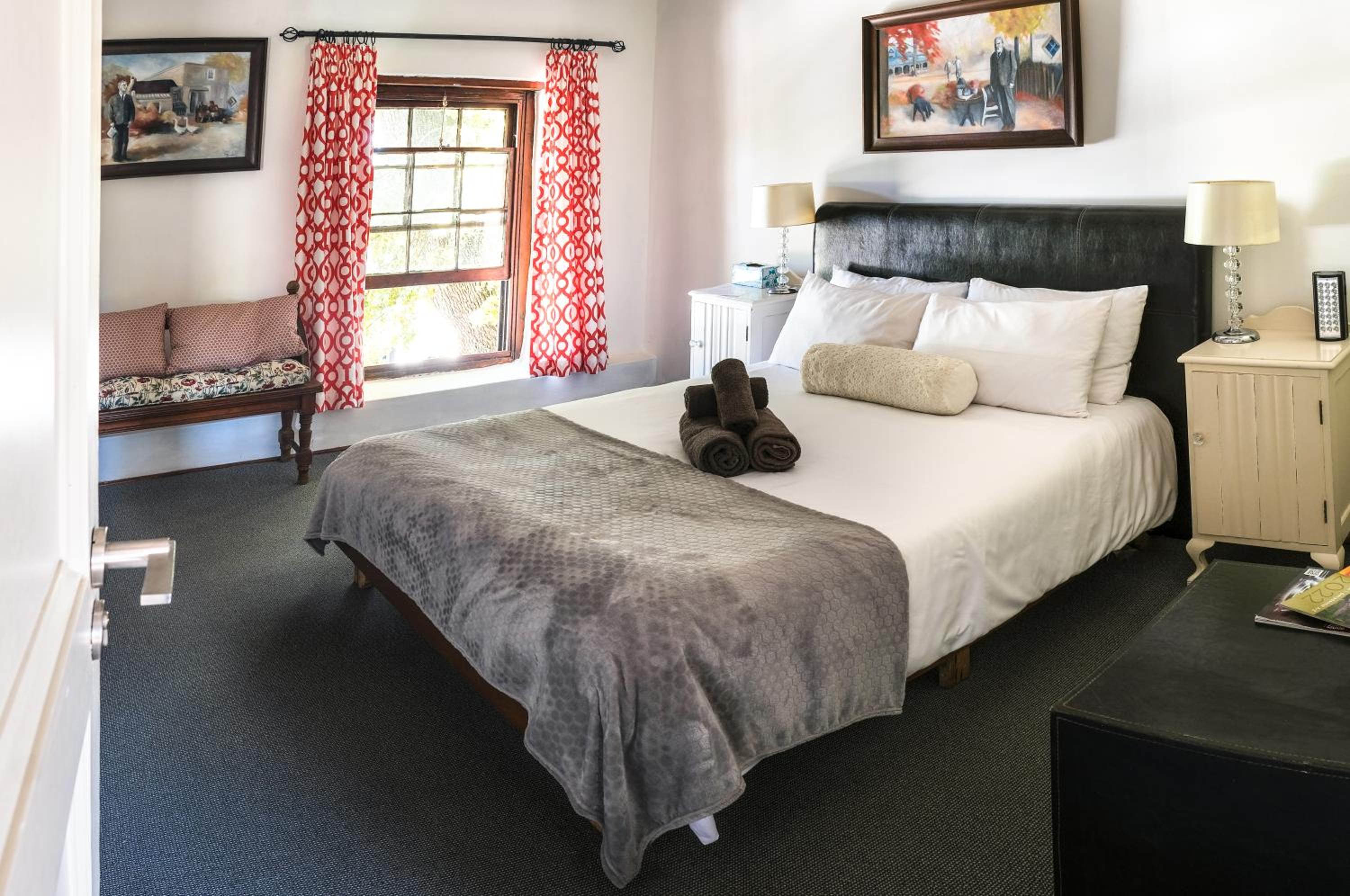 Standard Queen Room photo 1
