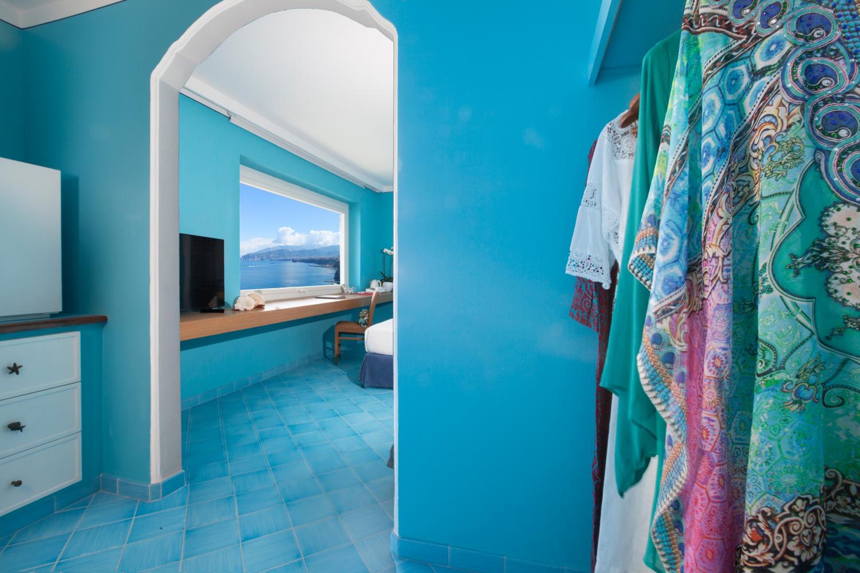 Comfort Double Room with Sea View - Photo 5