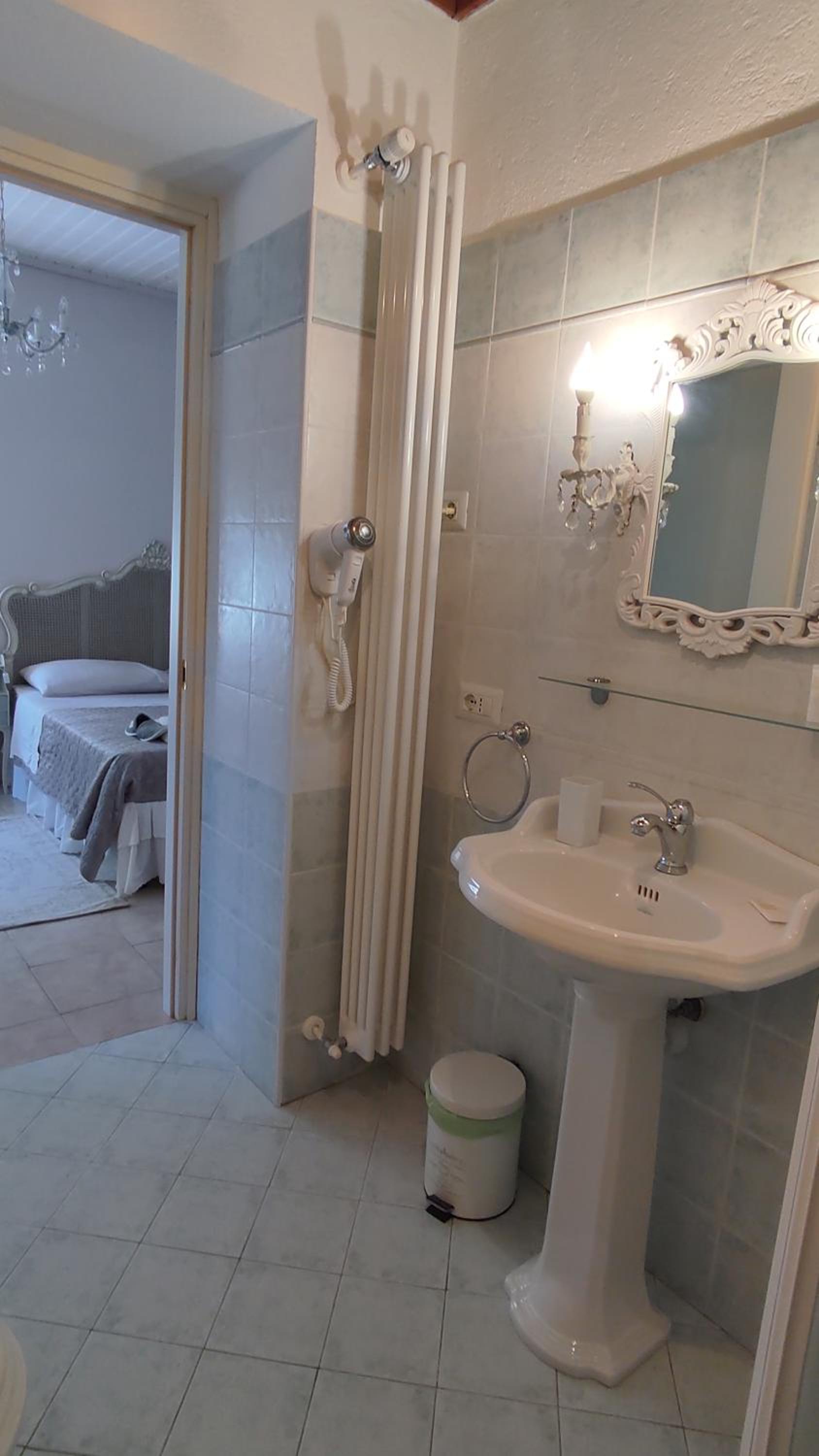 Double Room with Patio photo 2