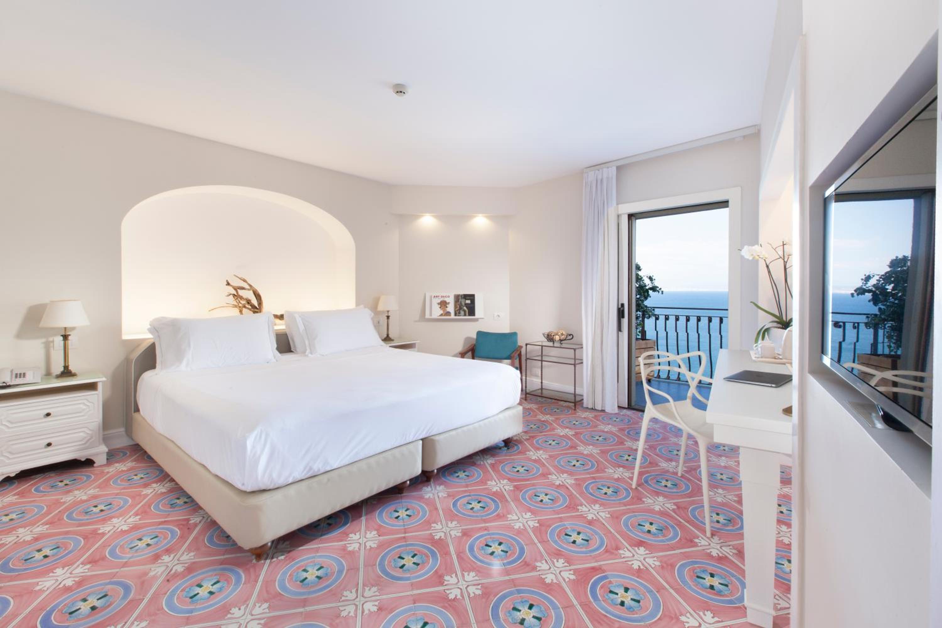Comfort Double Room with Balcony and Sea View