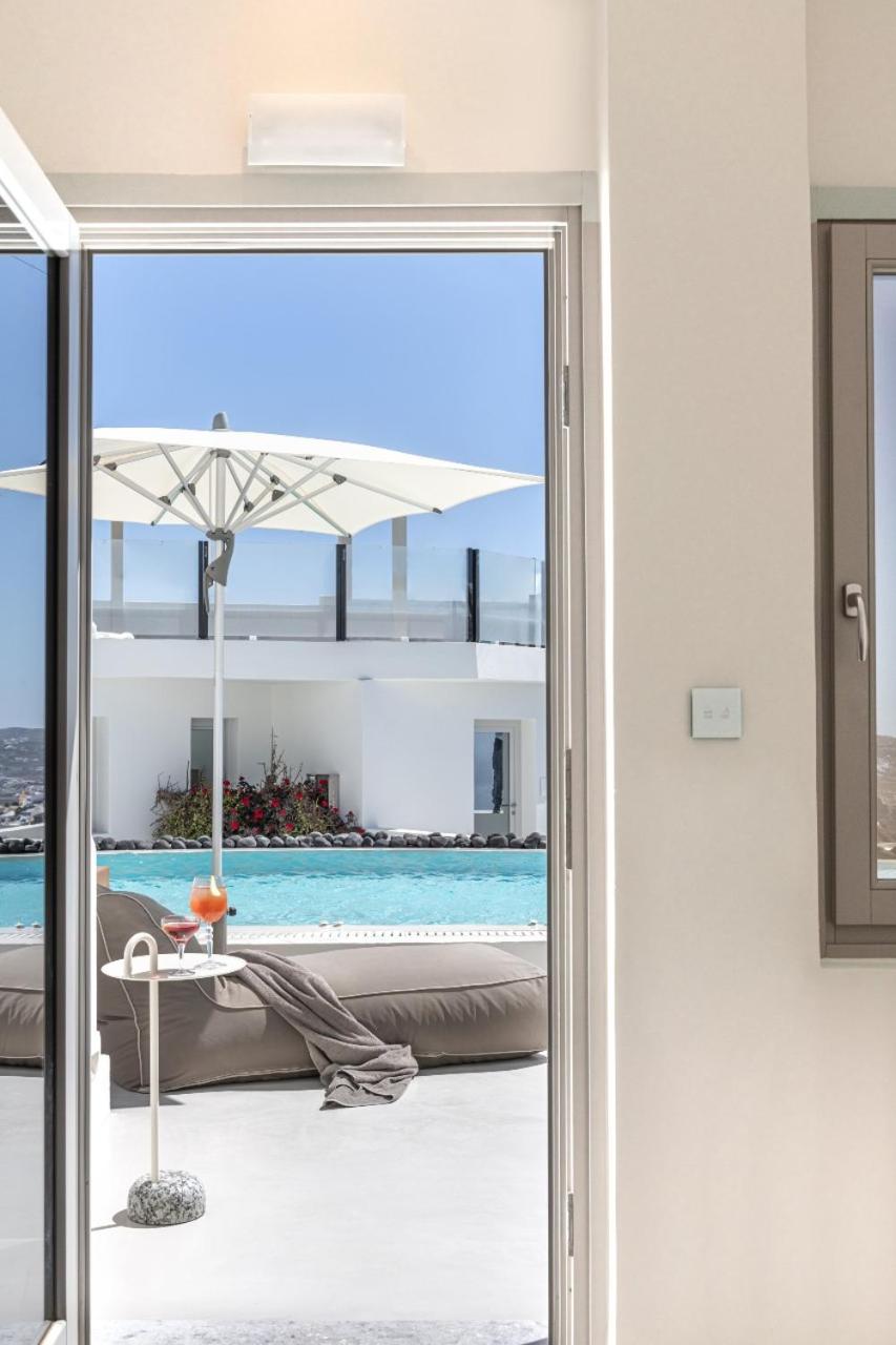 Grand Suite with Indoor Jetted Tub and Caldera View - Photo 10