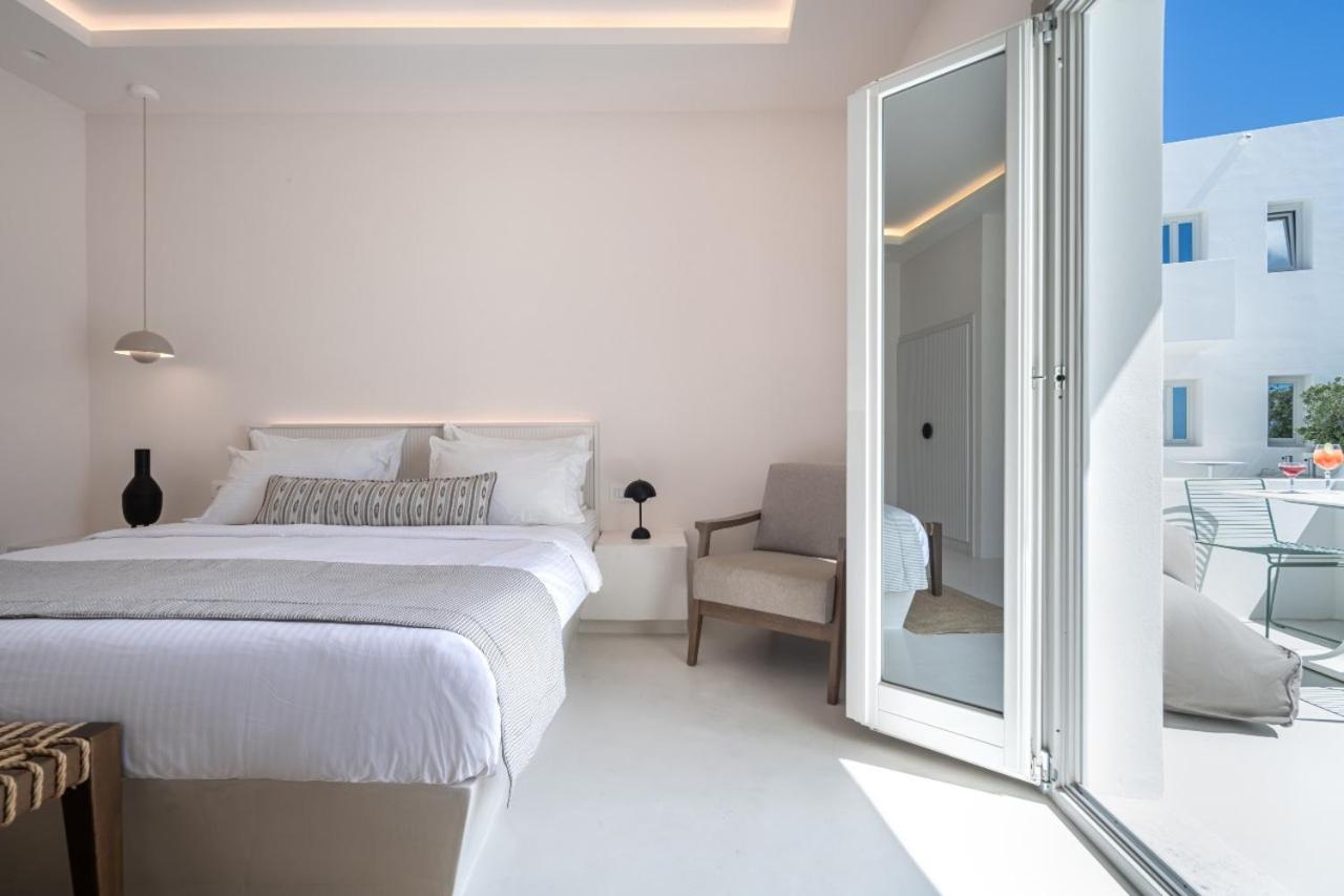 Grand Suite with Indoor Jetted Tub and Caldera View - Photo 12