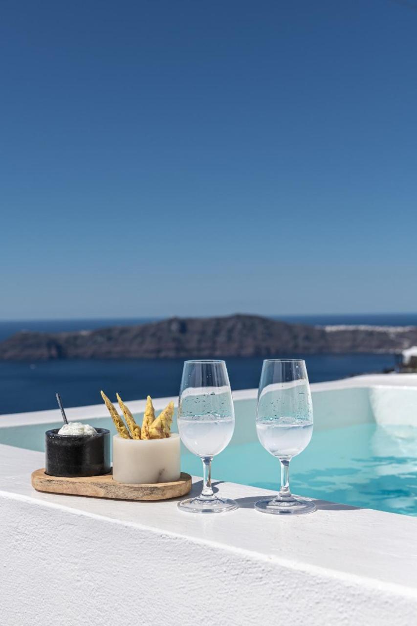 Honeymoon Suite with Outdoor Jetted Tub and Caldera View - Photo 24