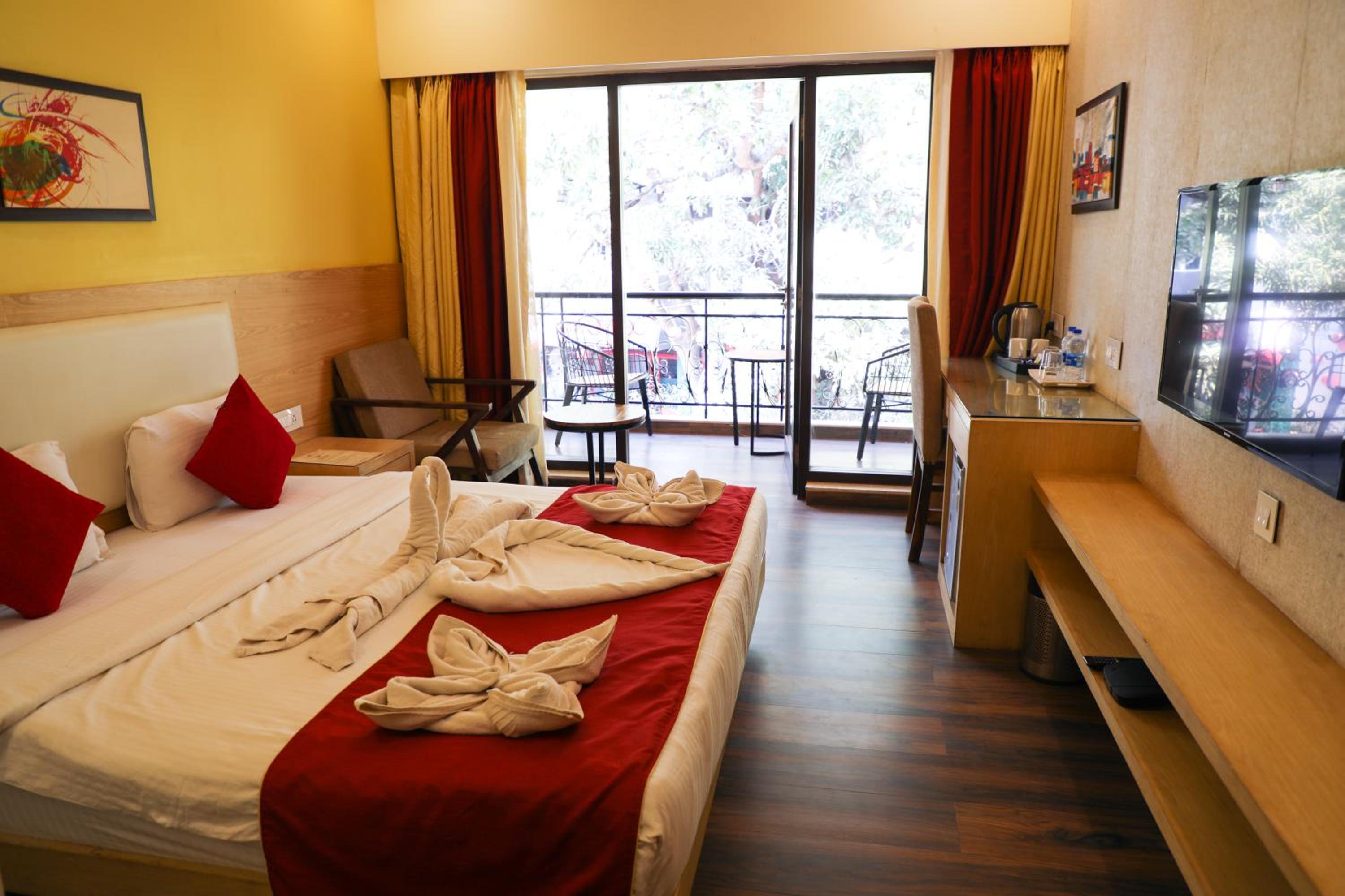 Deluxe Double Room with Balcony
