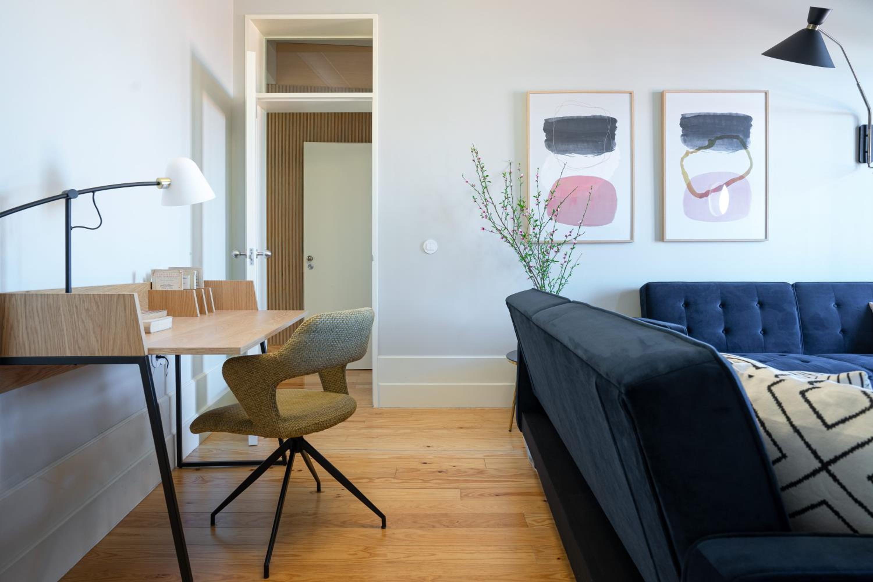 Three-Bedroom Apartment with Garden