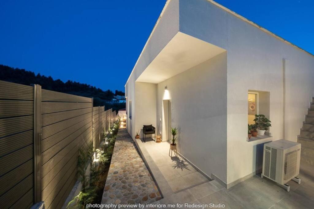 Villa photo 2