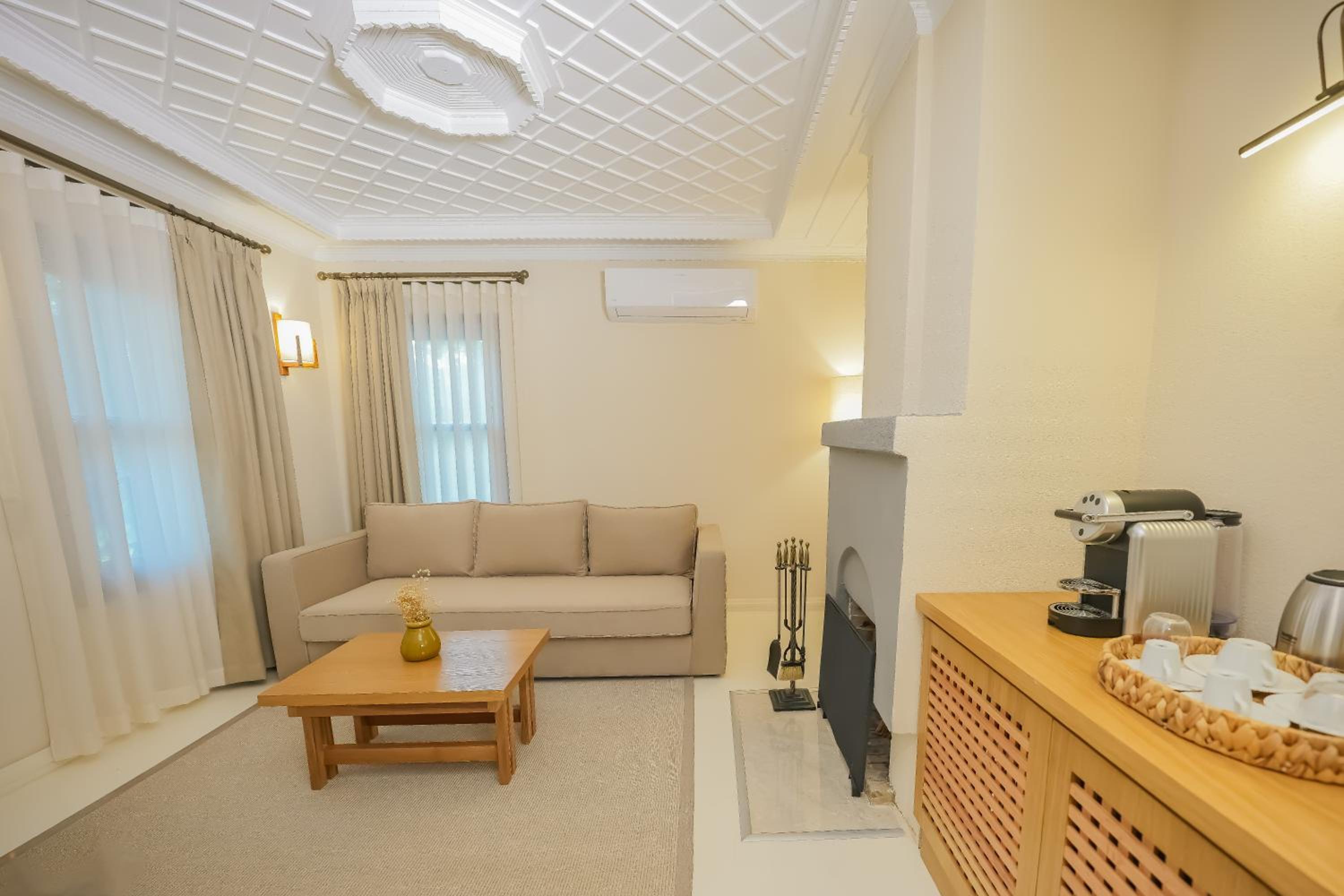 Superior Double Room - Photo 1