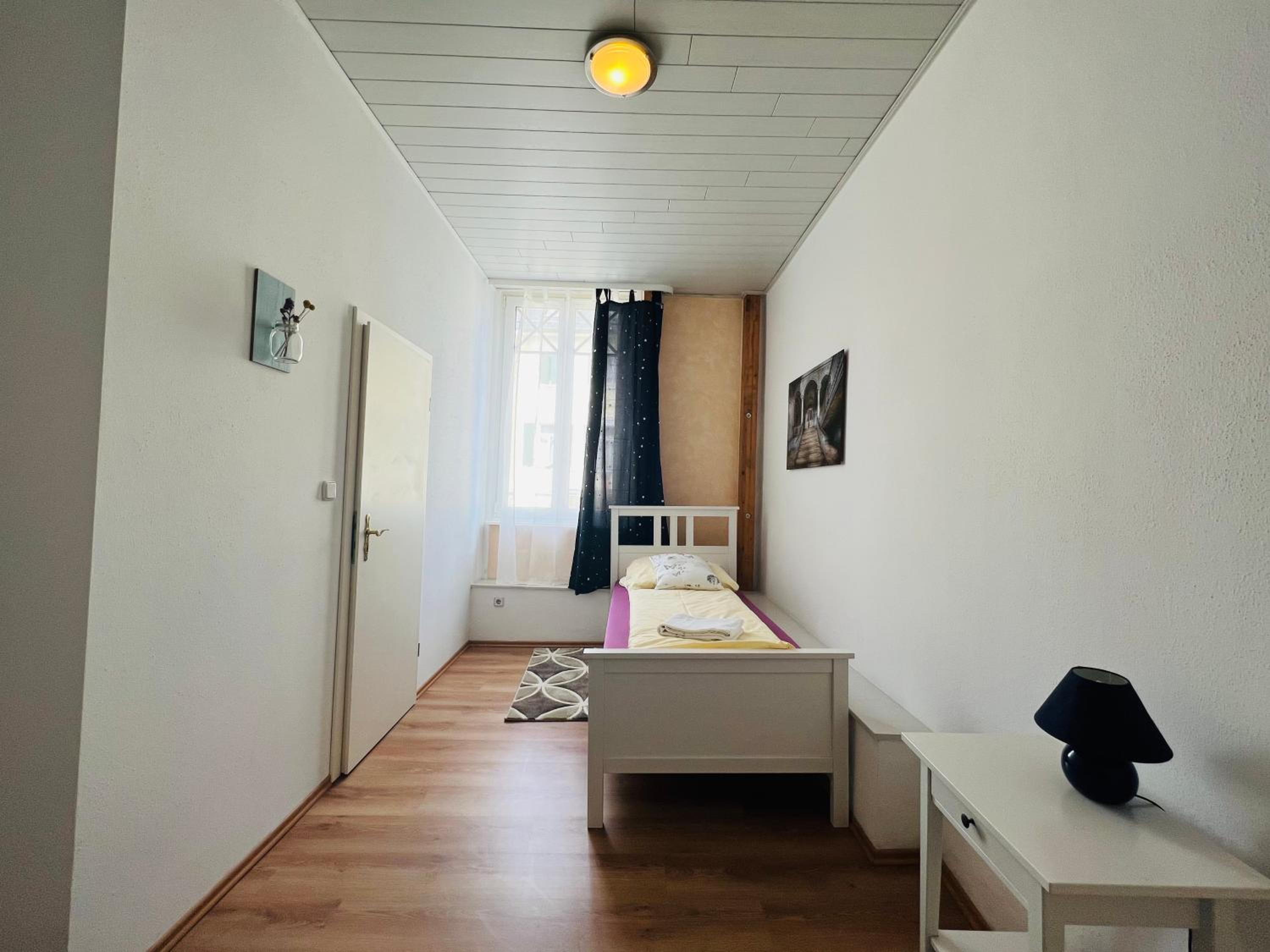 Single Room photo 1