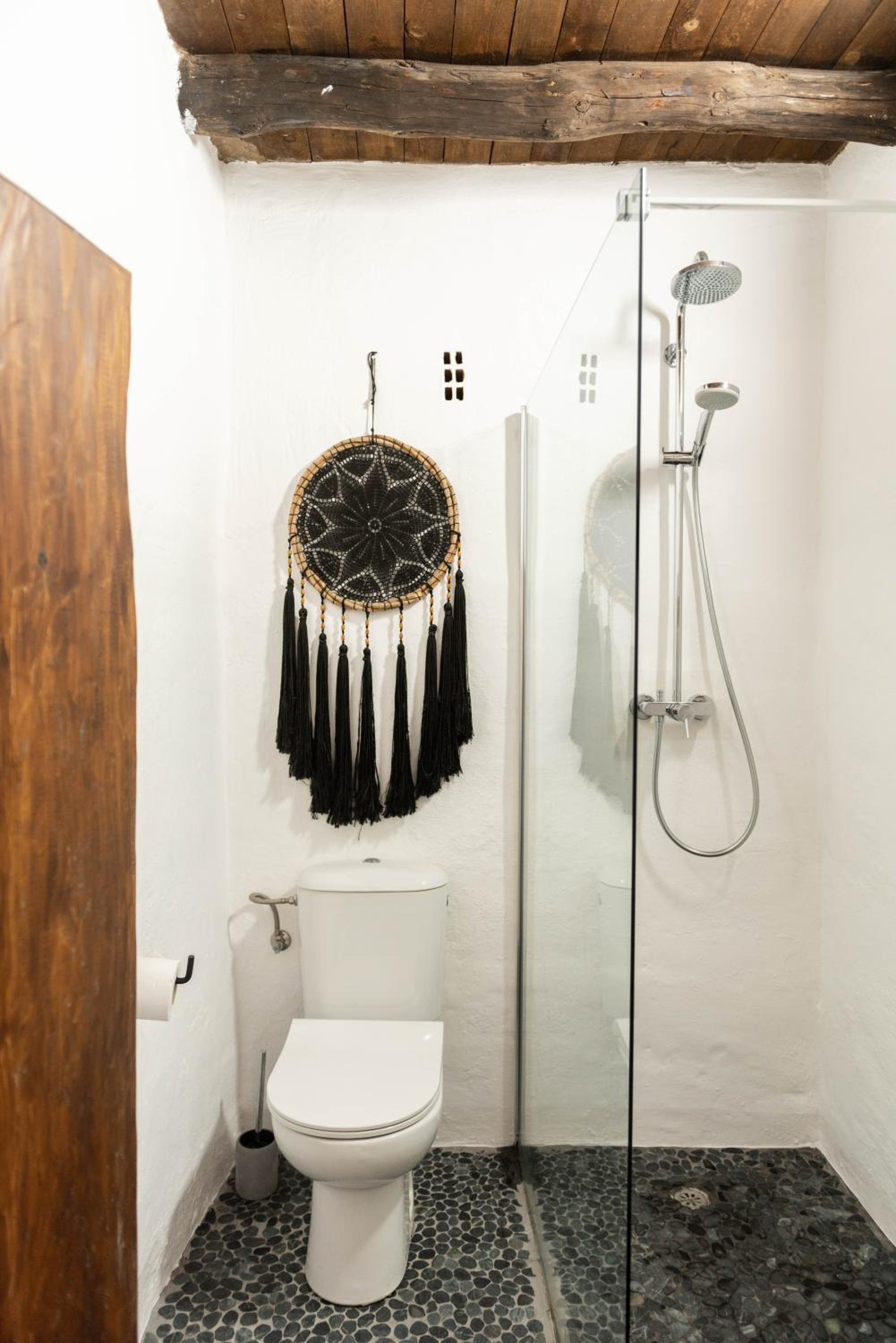 Deluxe King Suite photo 2