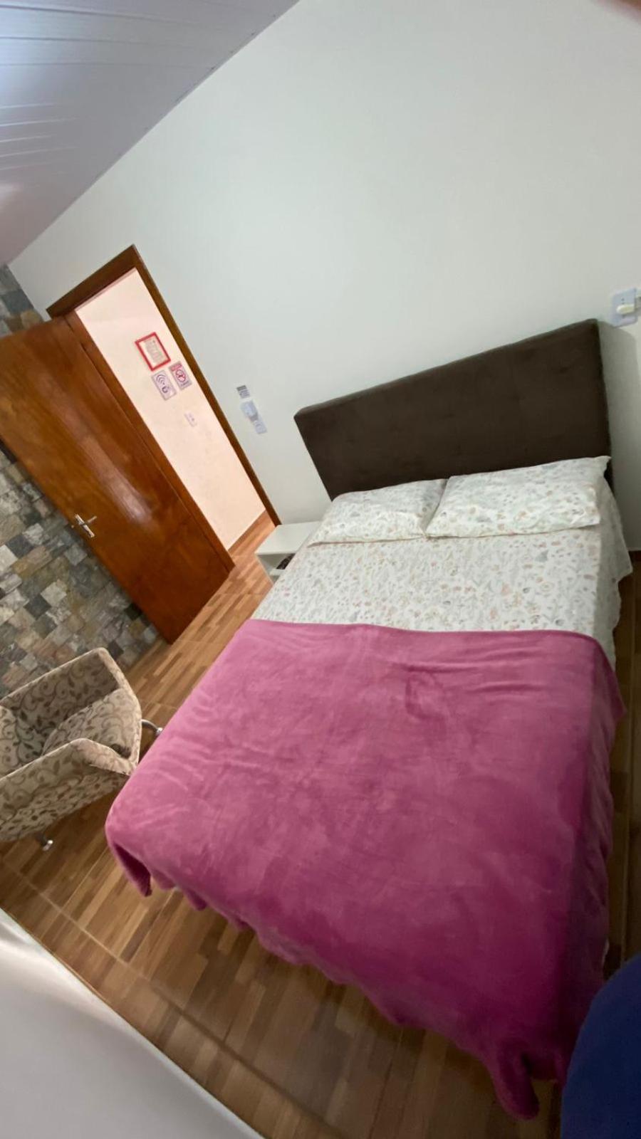 Large Double Or Twin Room photo 2