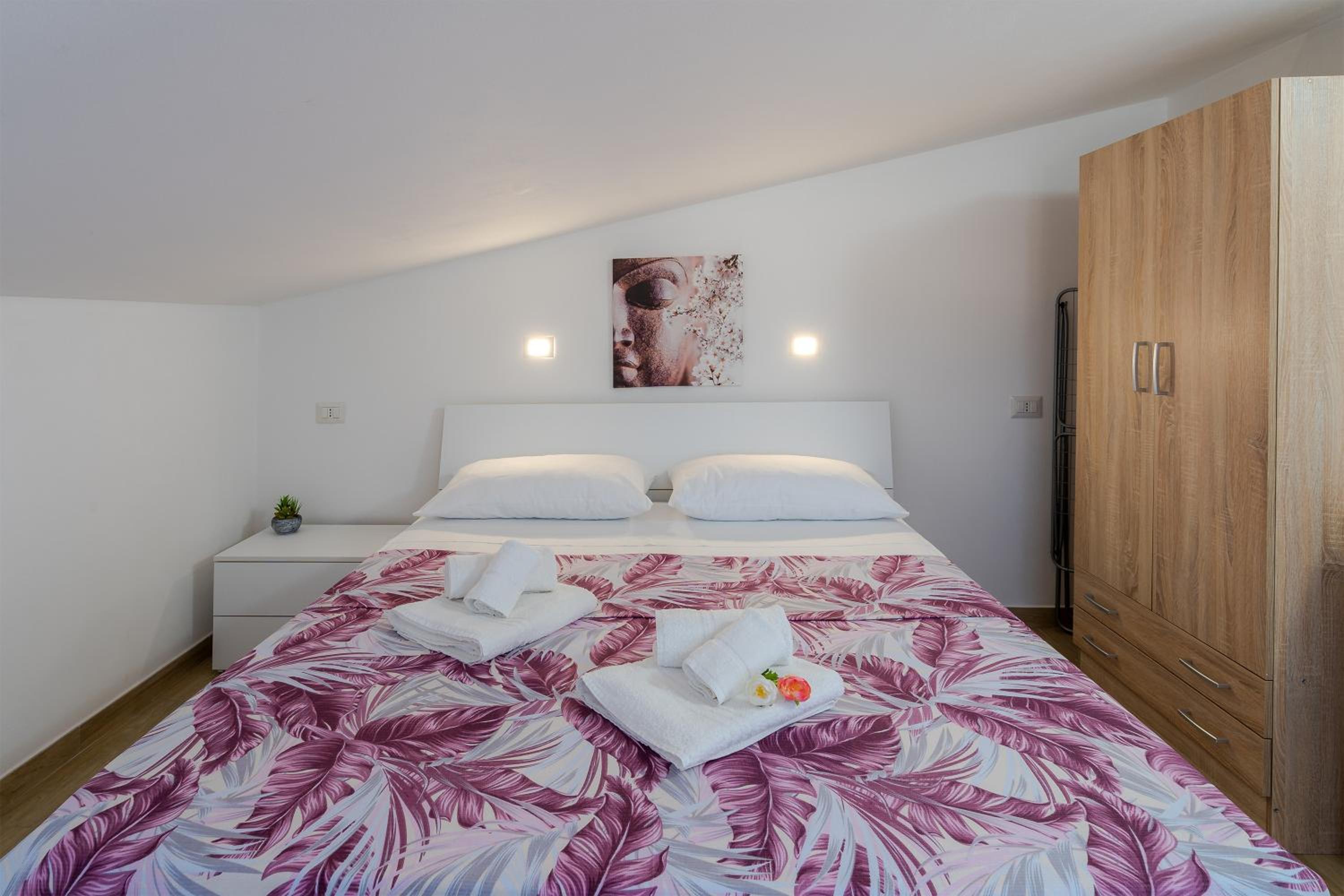 Studio Apartment with Sea View