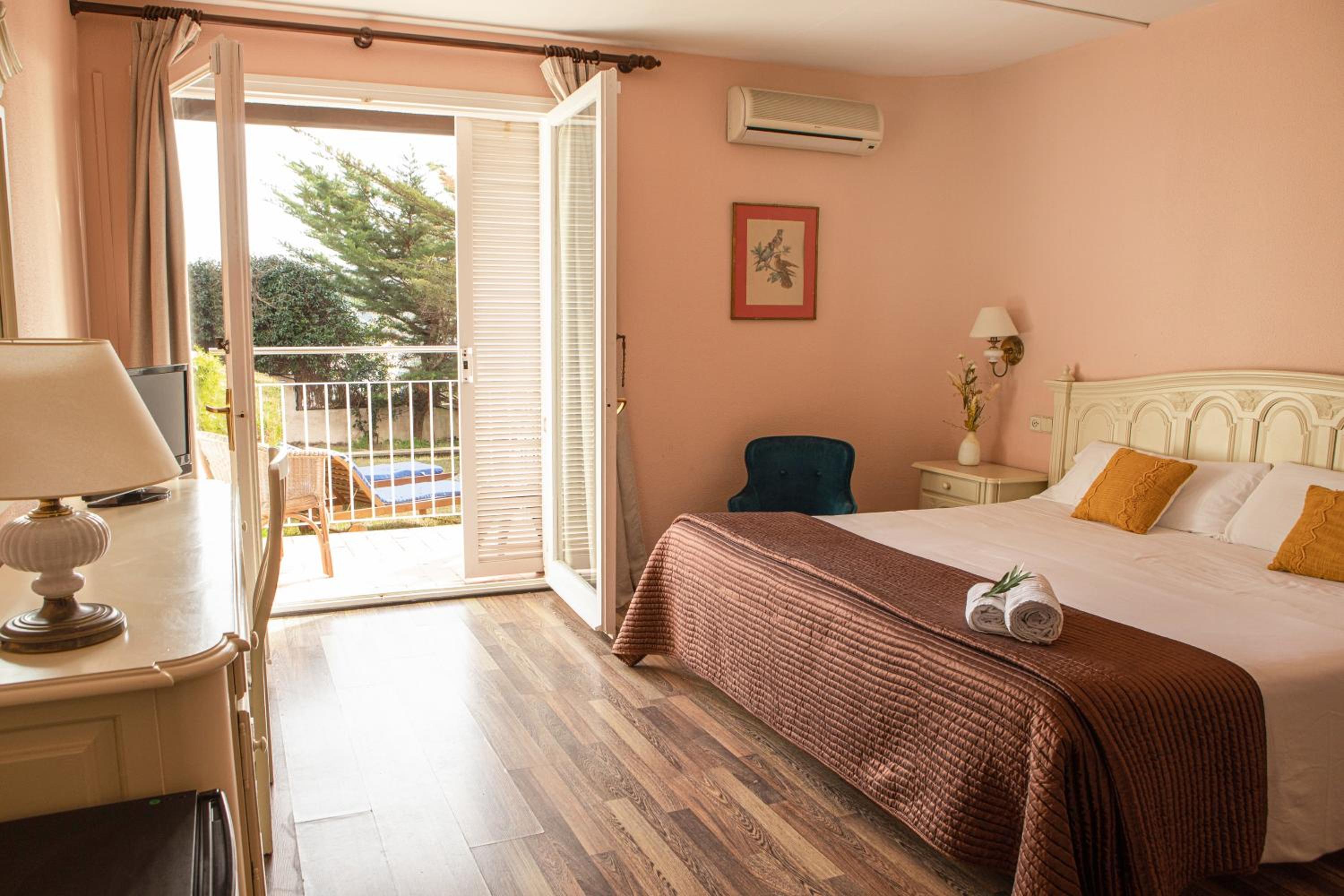 Habitación Doble o con Dos Camas