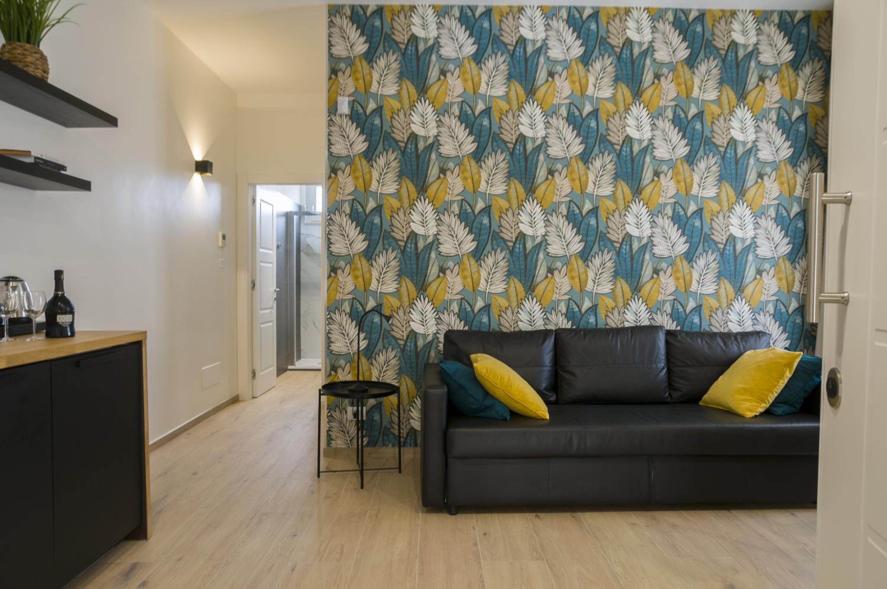 Apartment with Balcony