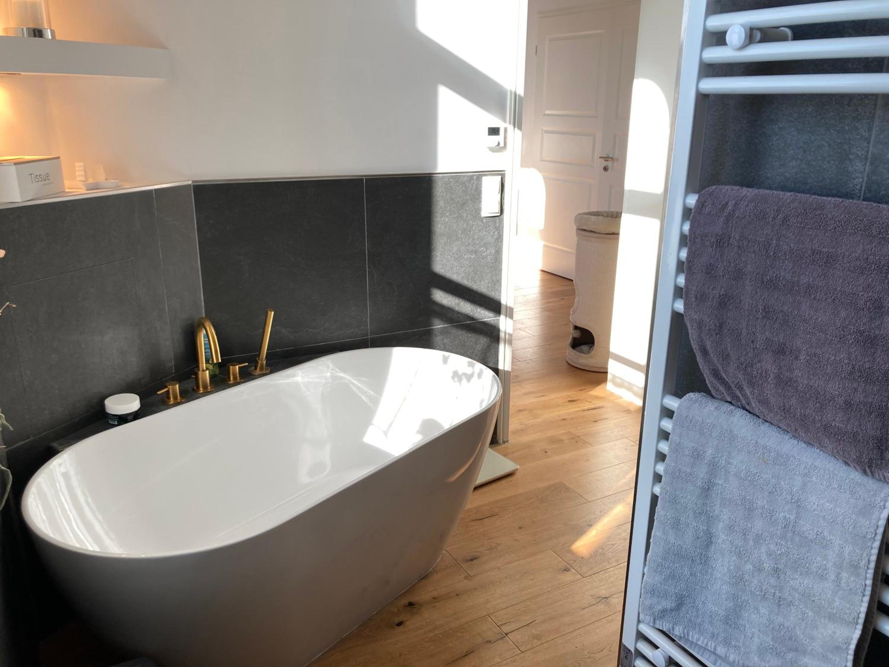 Three-Bedroom Apartment - Photo 46