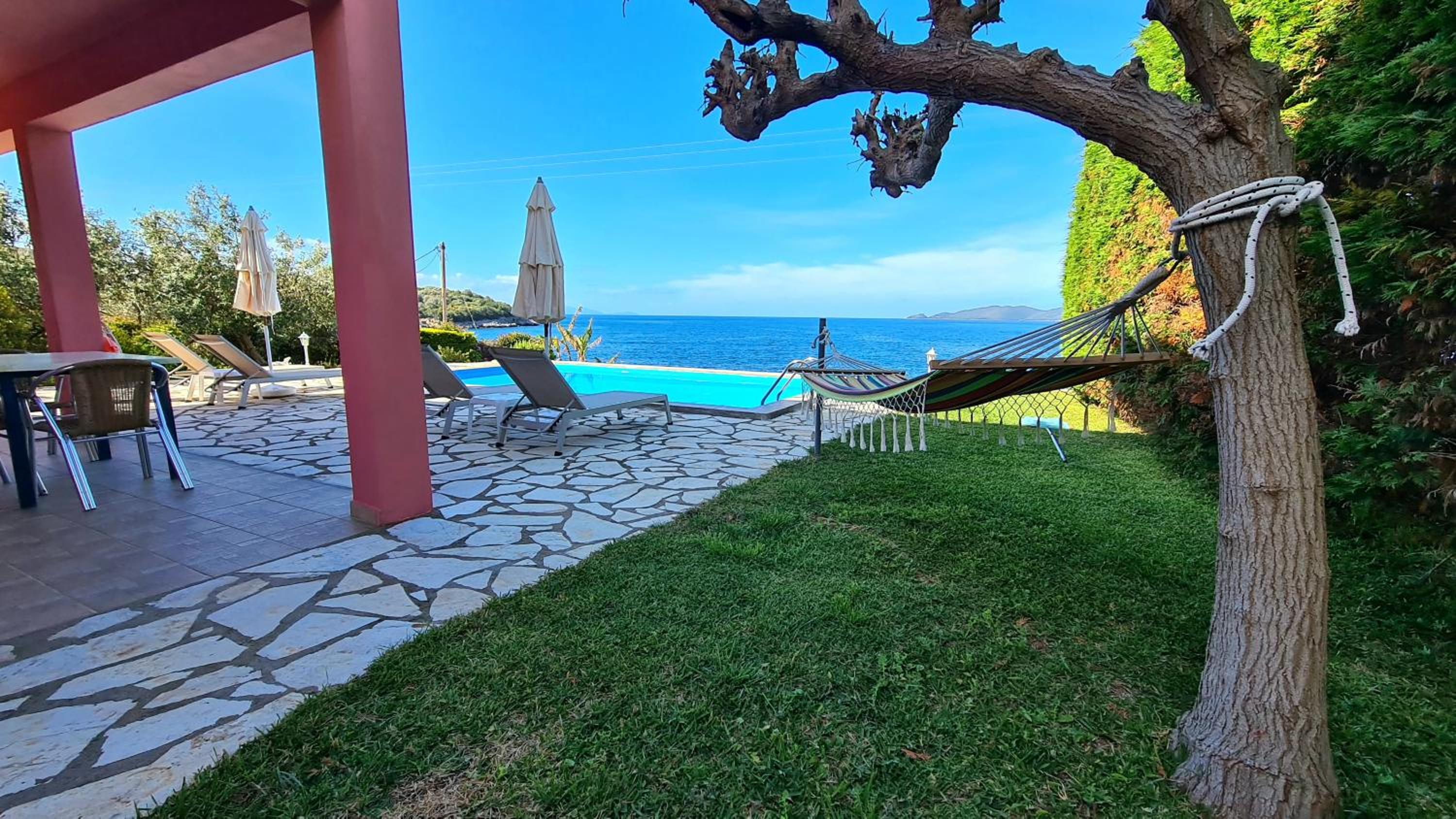 Villa - Beach Front - Photo 19