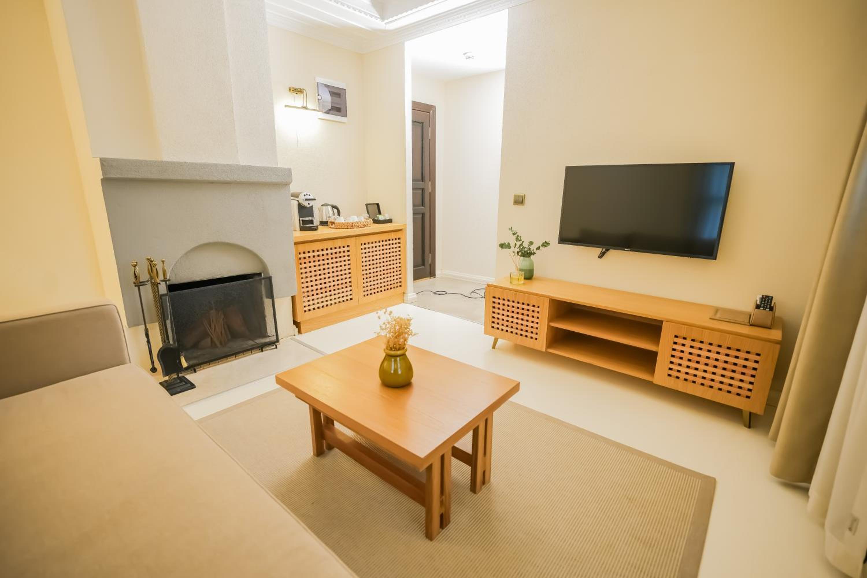 Superior Double Room - Photo 7