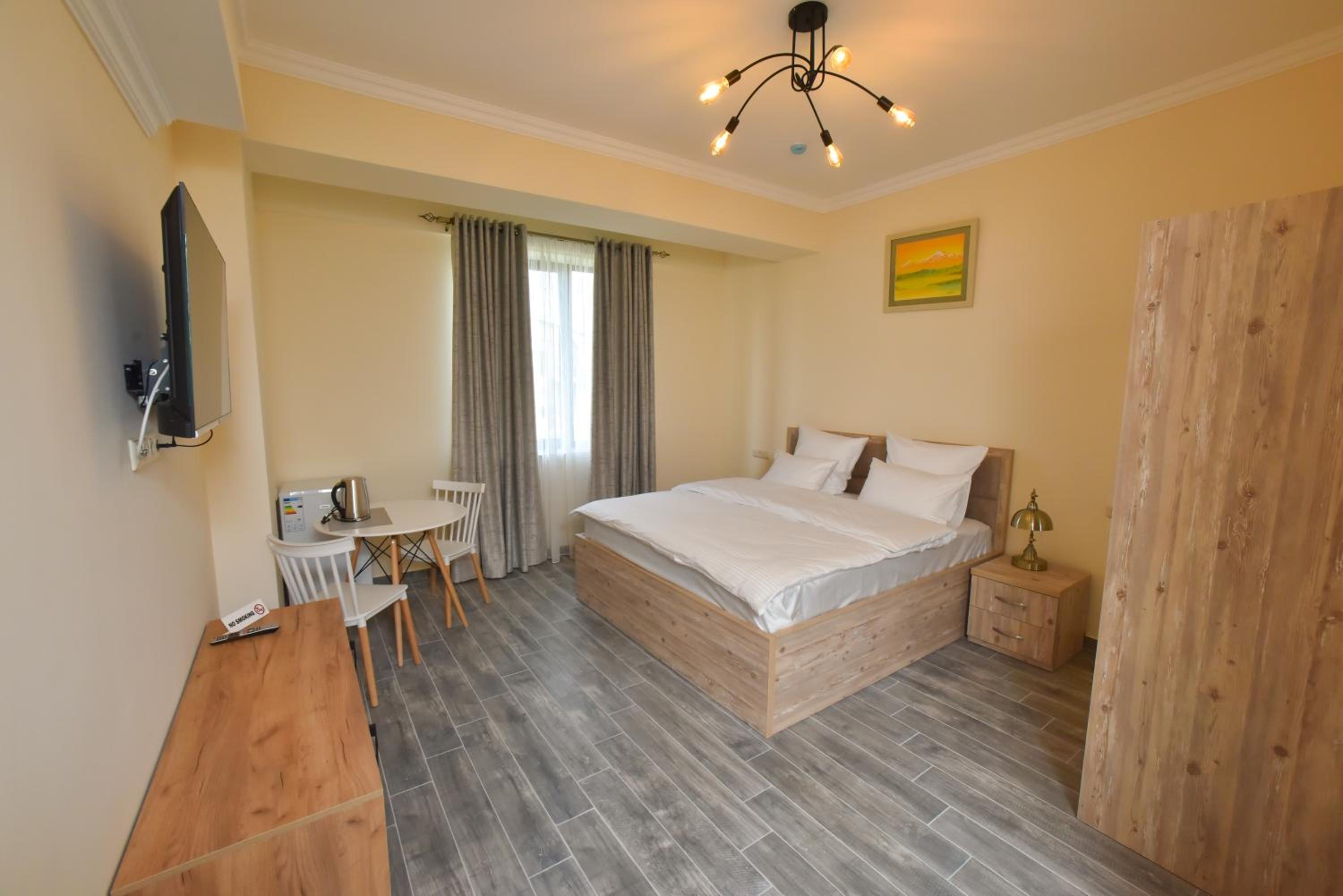 Standard Double Room photo 3