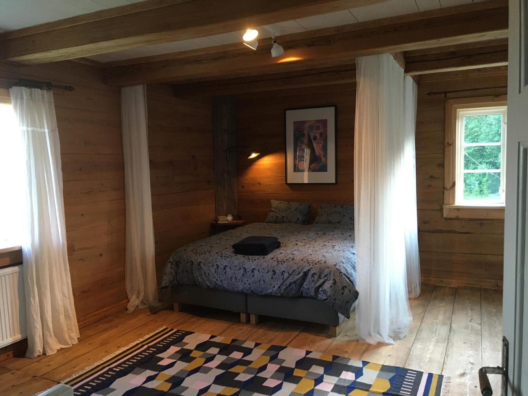 Deluxe Room (2 Adults + 1 Child) photo 3