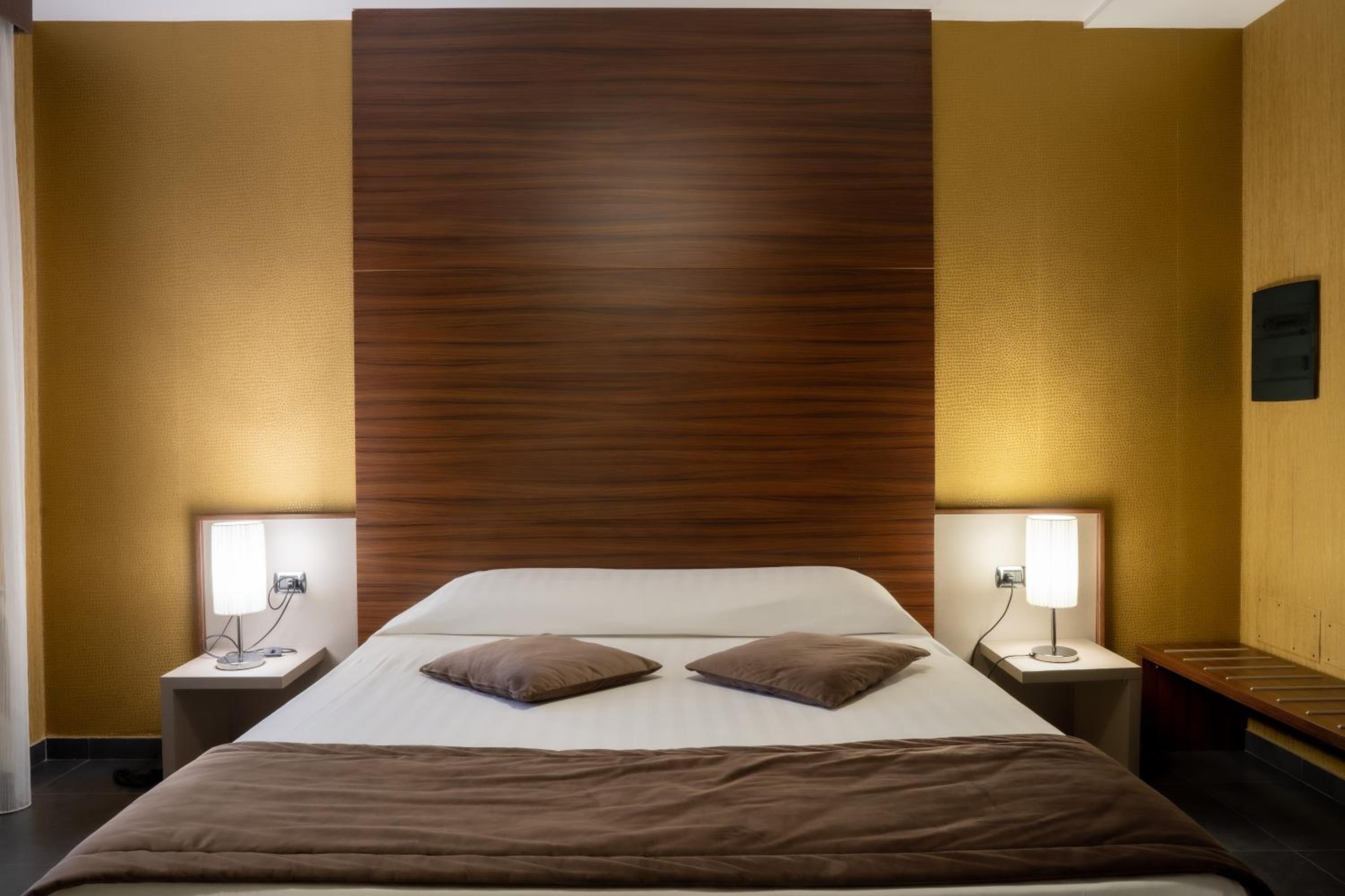 Superior Double Room - Photo 1
