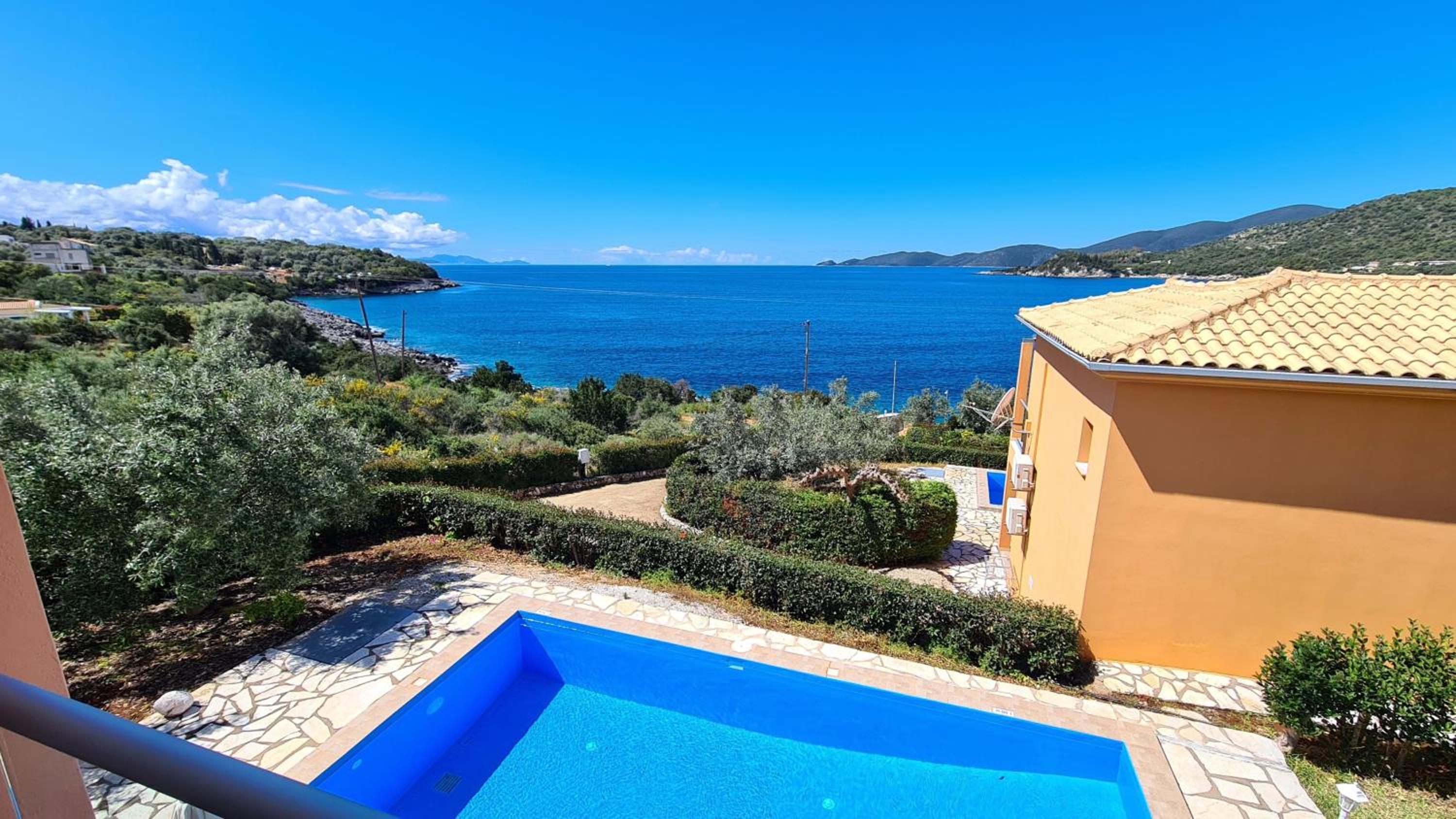 Villa - Beach Front - Photo 6