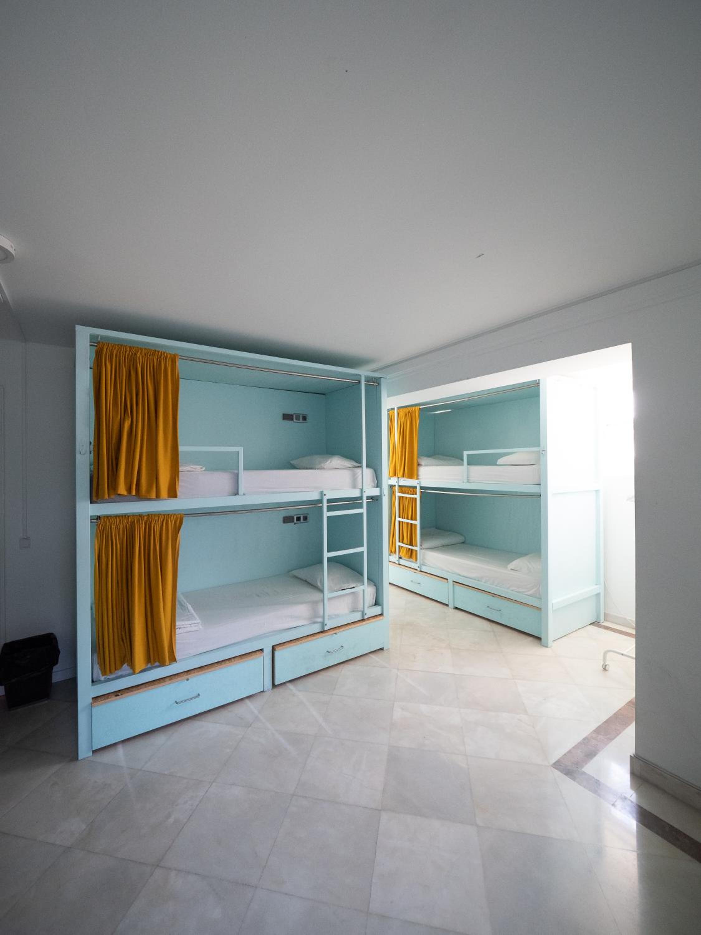 Single Bed in Male Dormitory Room photo 1