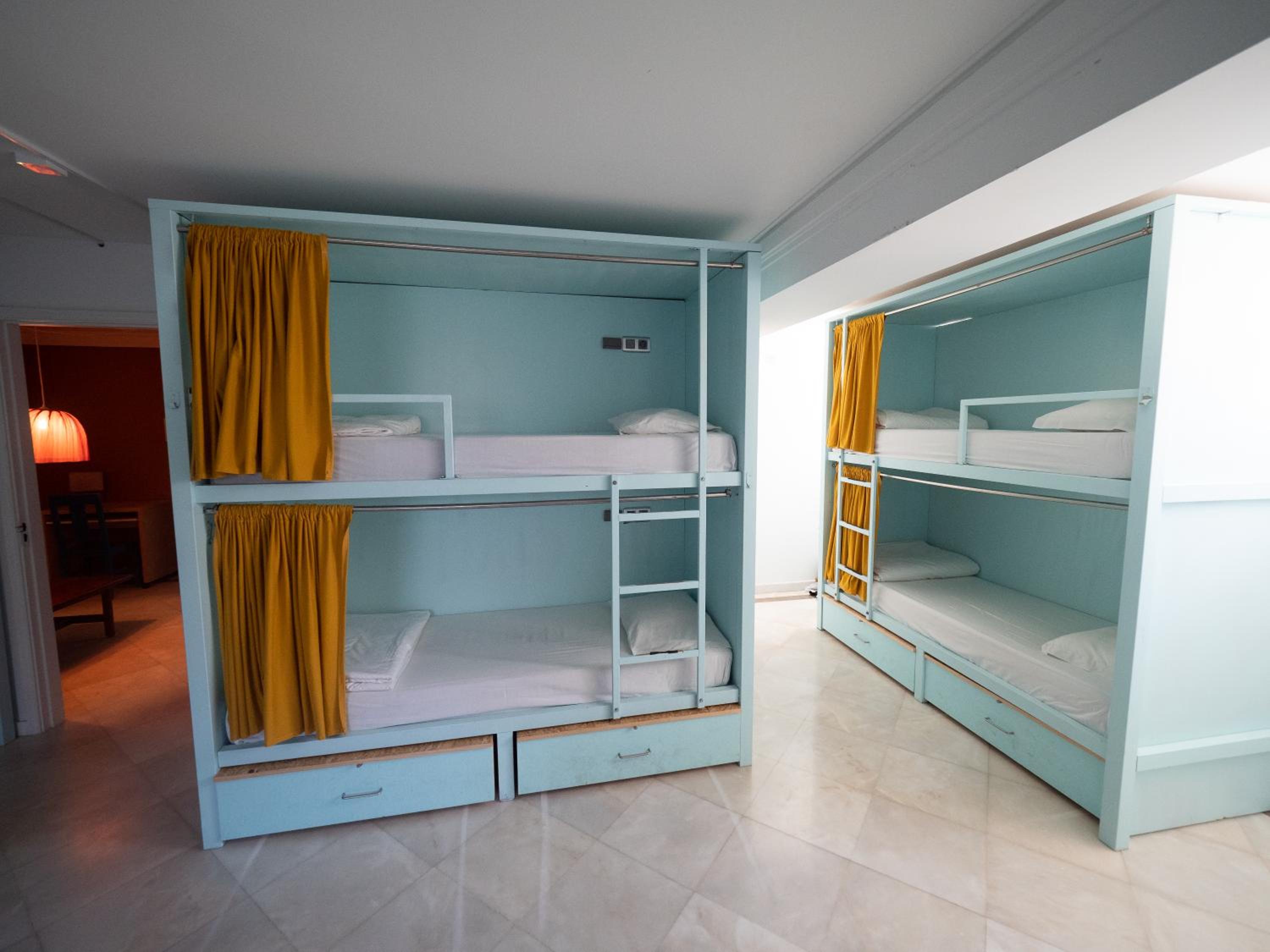 Single Bed in Male Dormitory Room photo 2