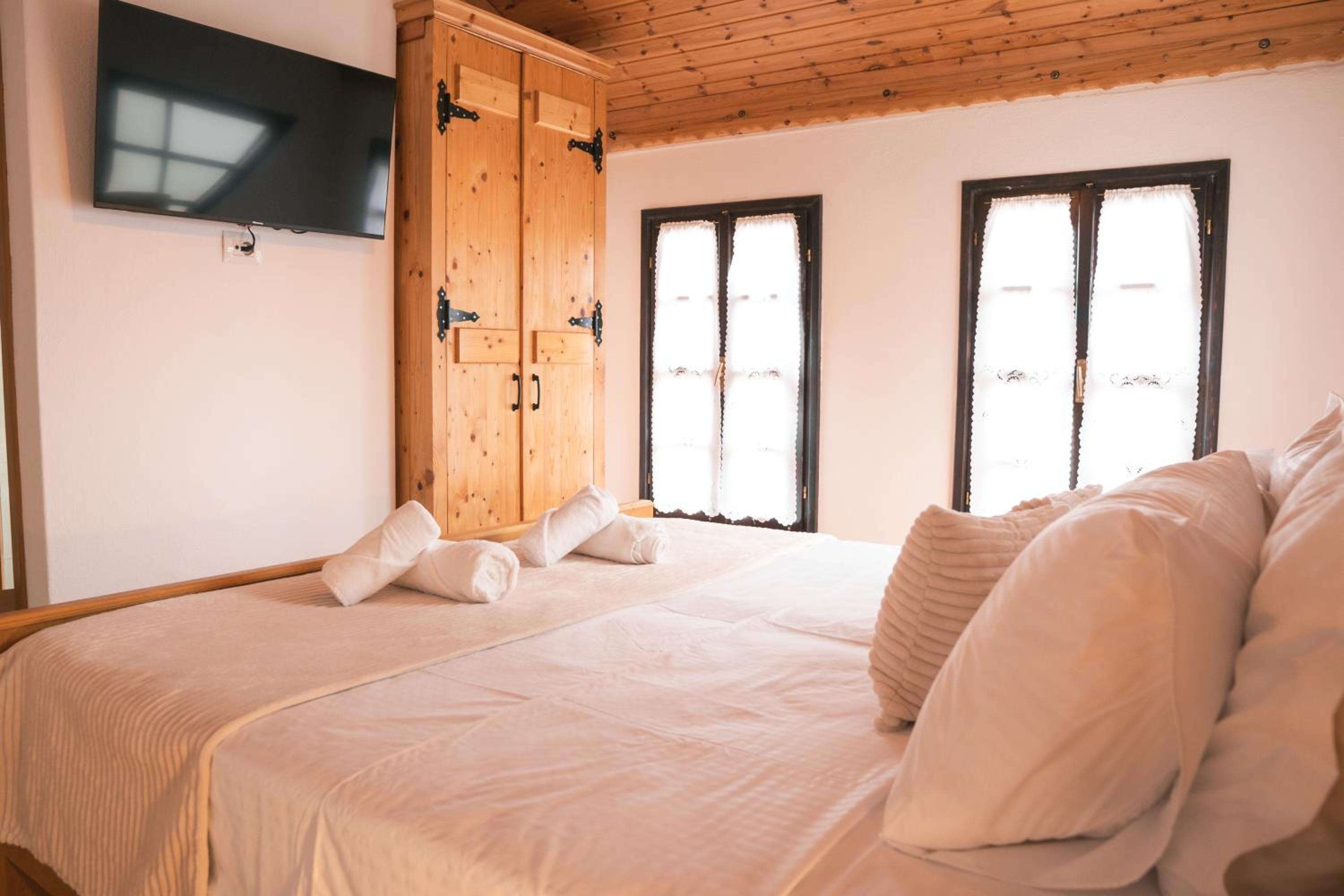 Double Room with Balcony photo 3