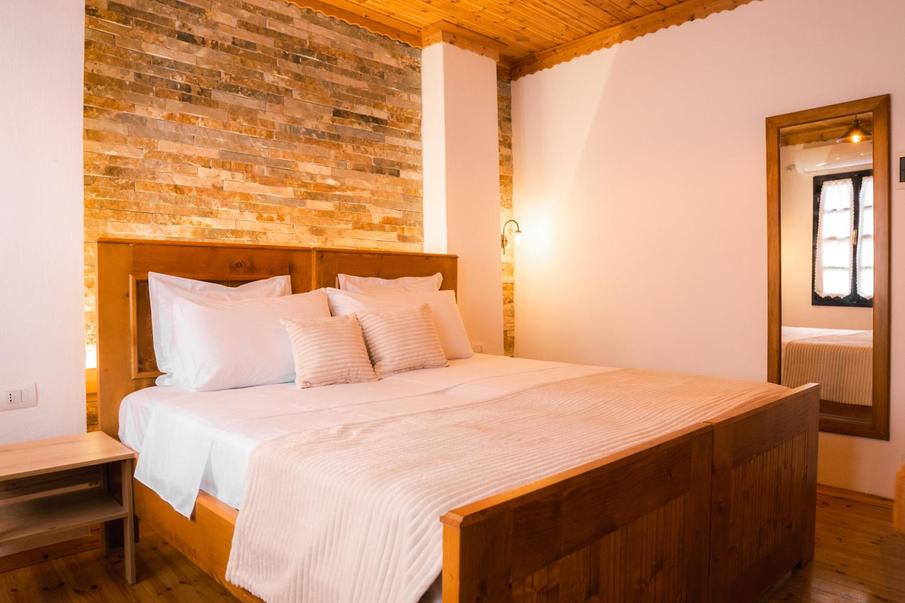 Double Room with Mountain View
