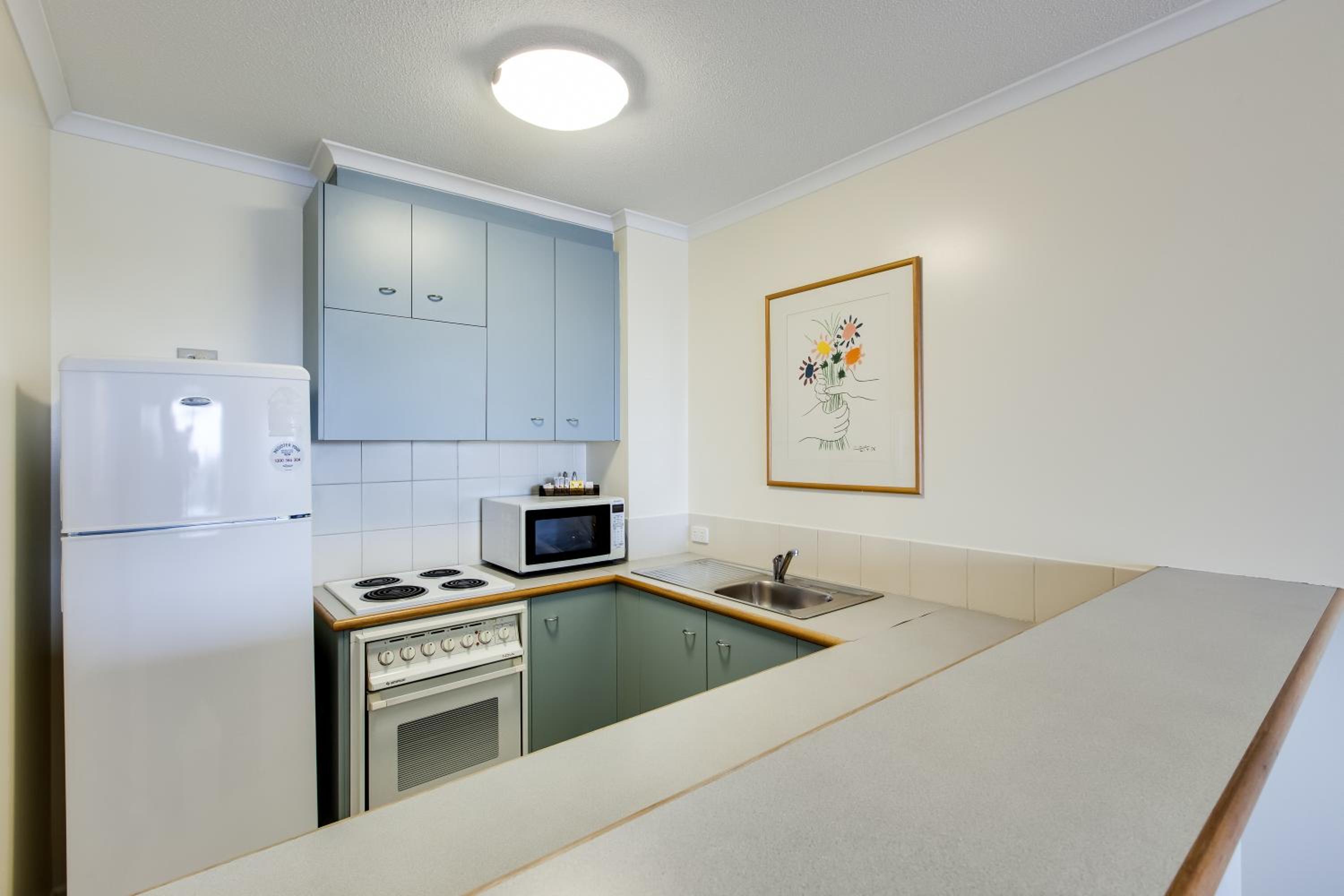 Standard Two-Bedroom Apartment thumbnail 6