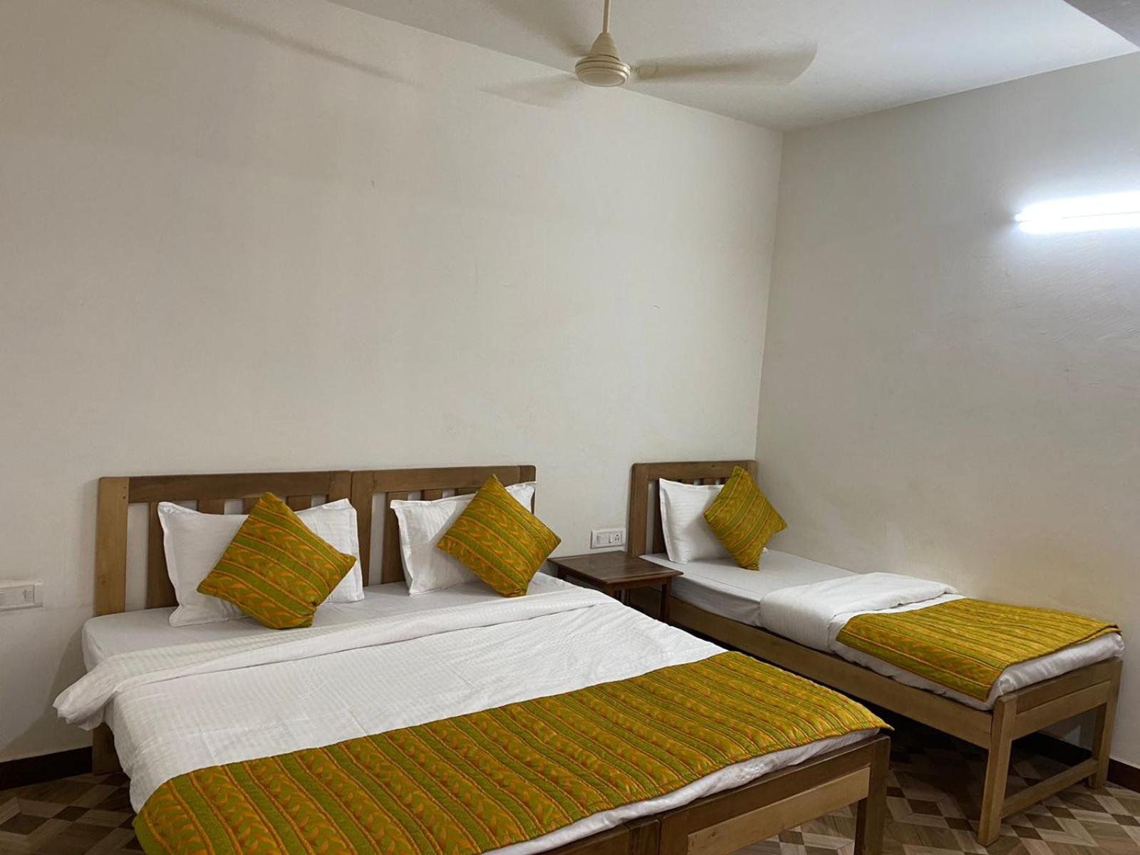 Superior Triple Room photo 2