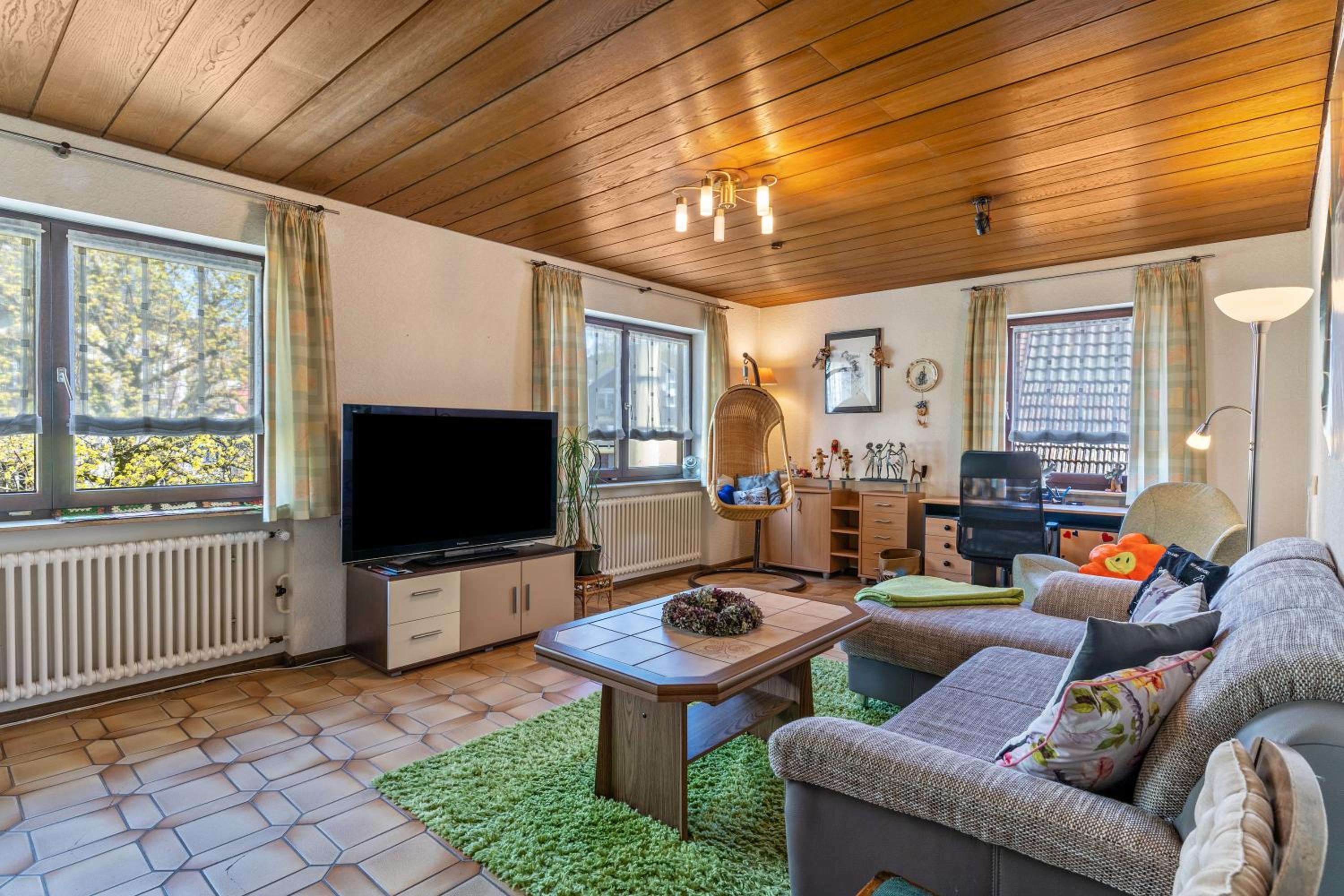 Two-Bedroom Deluxe Apartment with Balcony