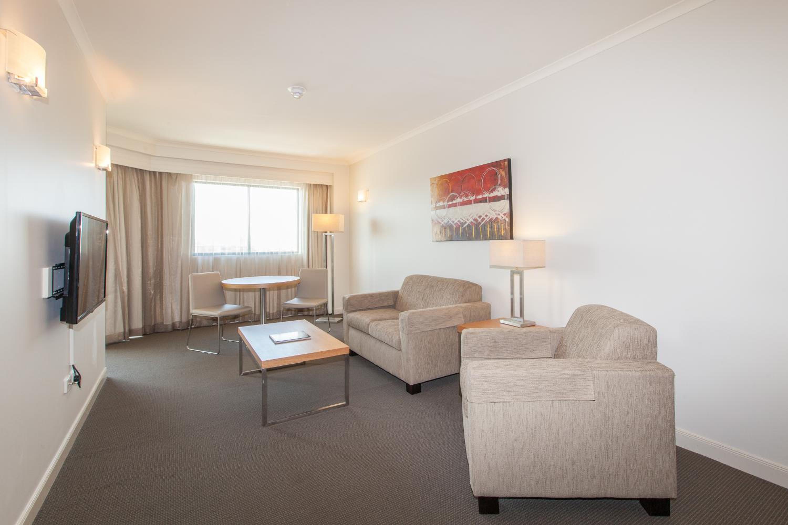 One Bedroom King Executive - Photo 9